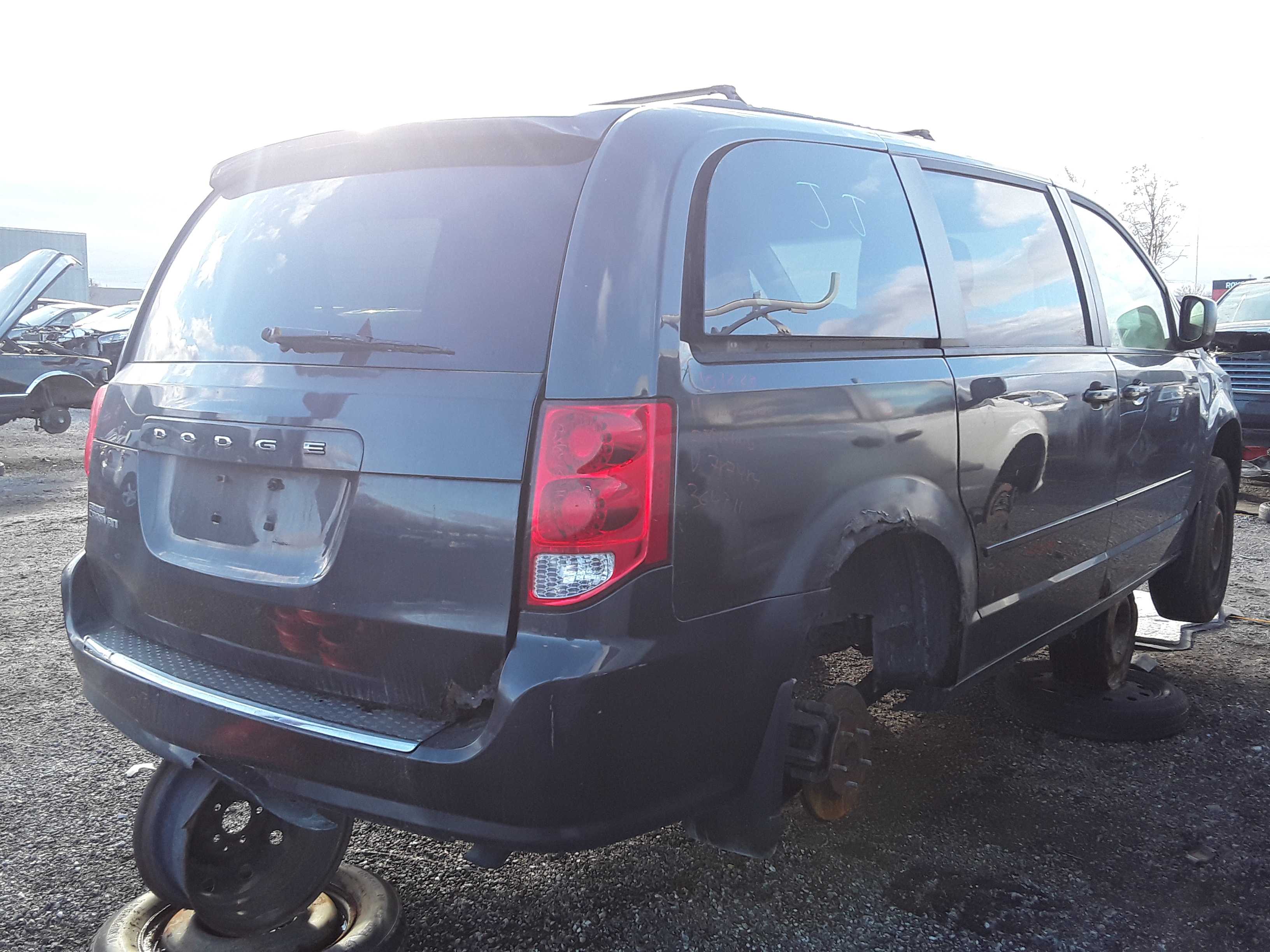 DODGE GRAND CARAVAN 2011