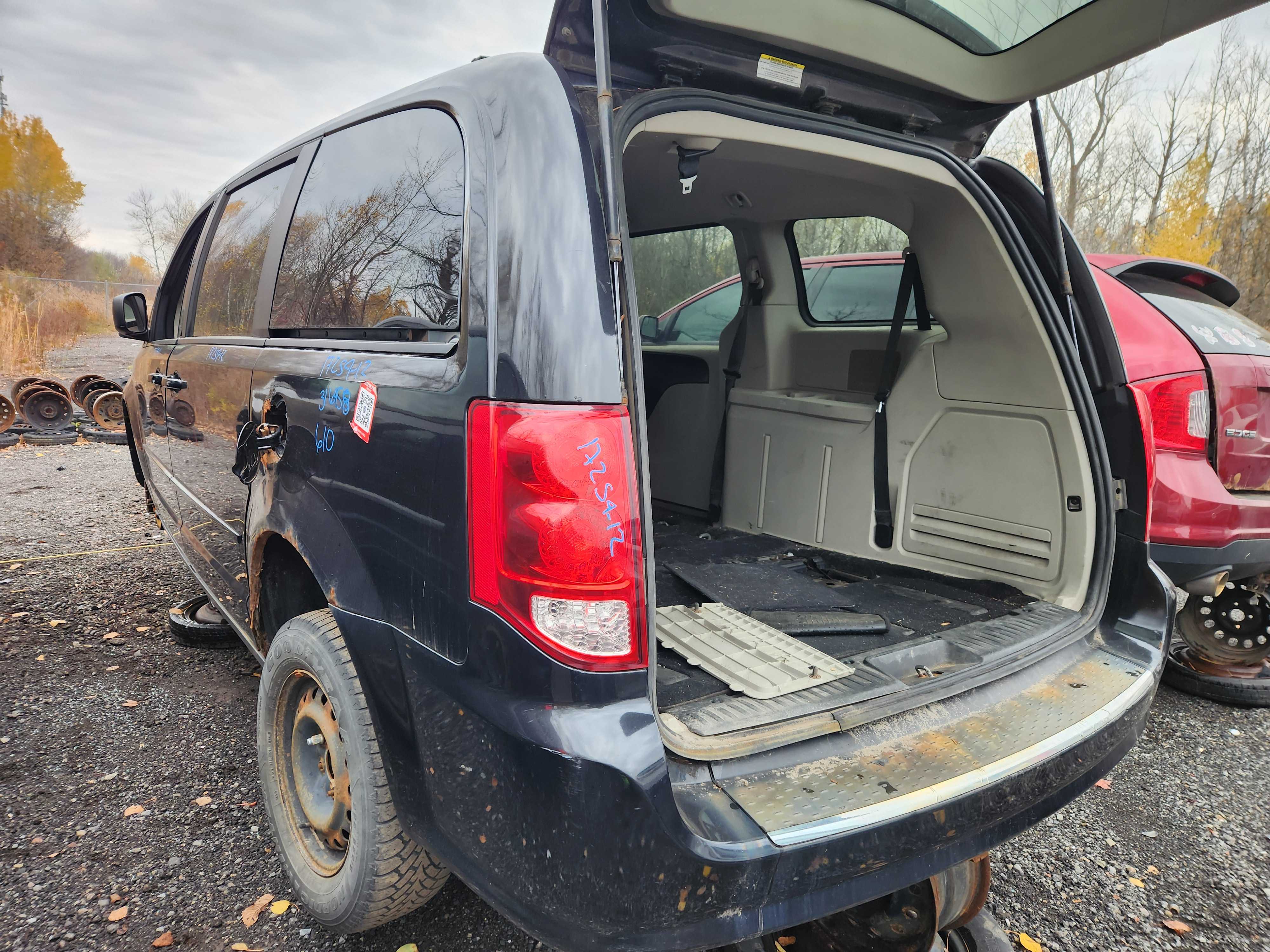 DODGE GRAND CARAVAN 2012