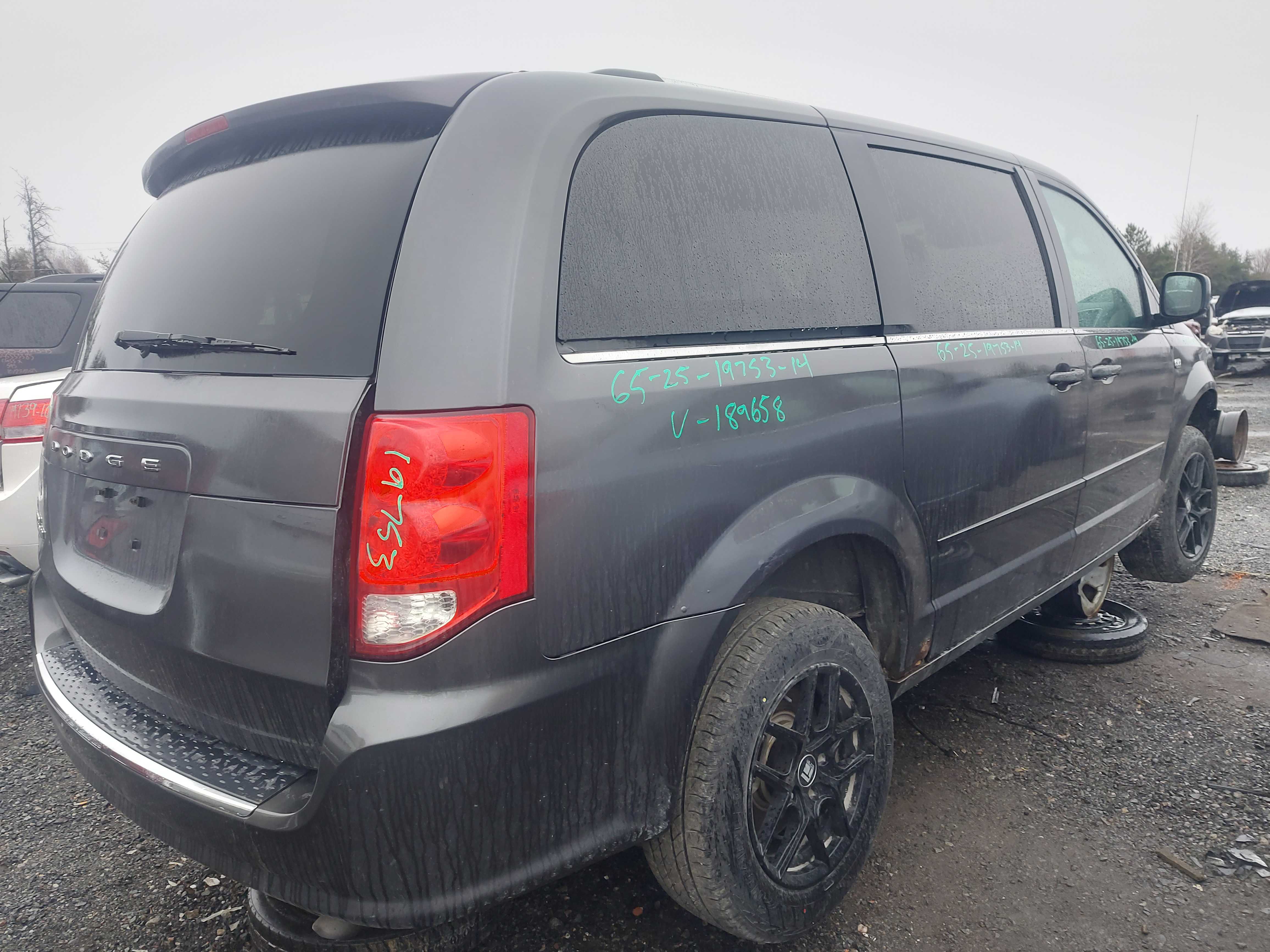 DODGE GRAND CARAVAN 2014