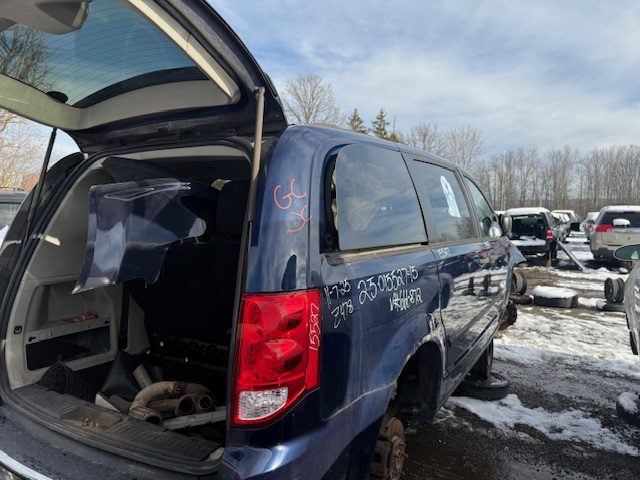 DODGE GRAND CARAVAN 2015