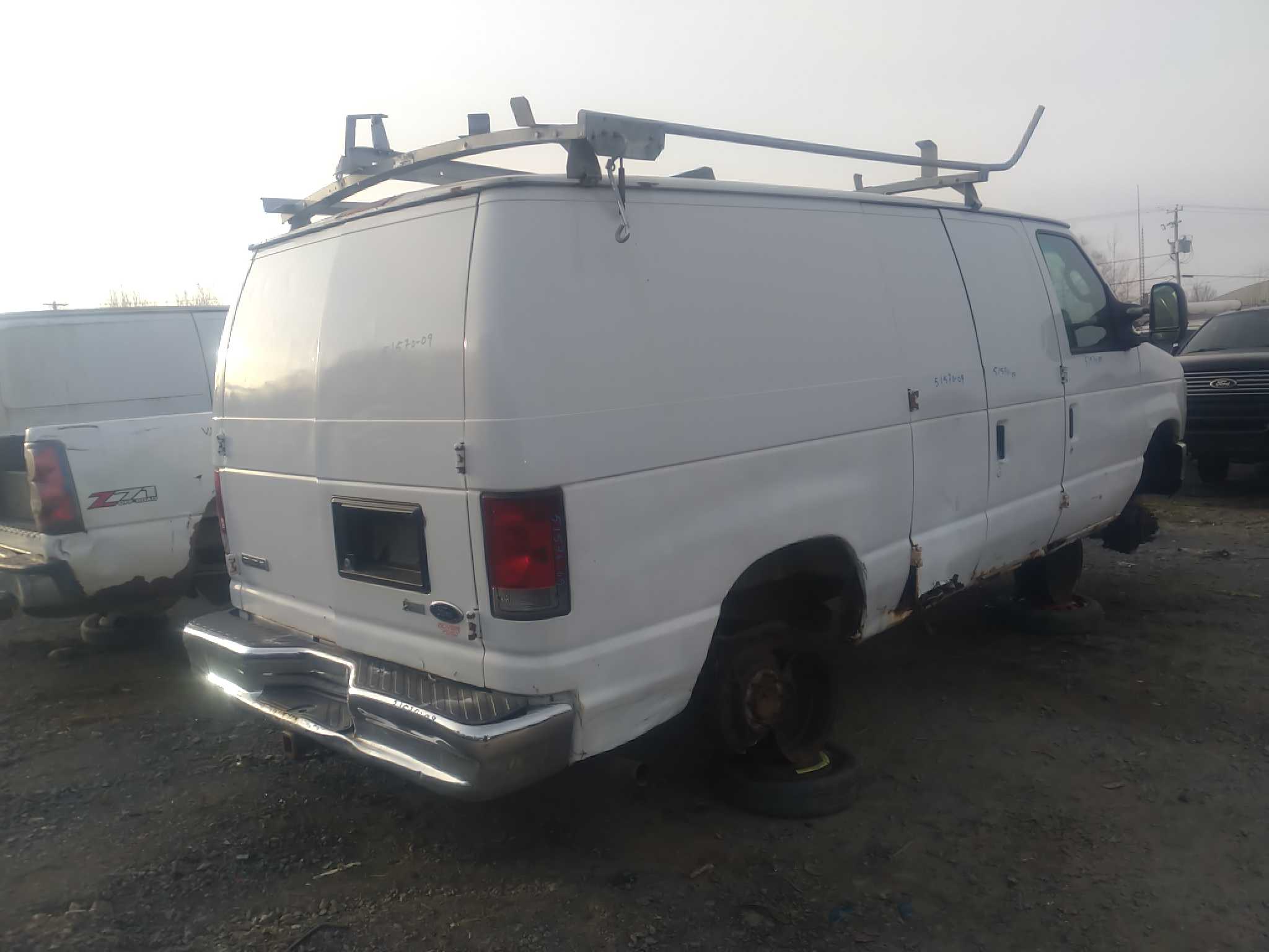 FORD ECONOLINE 2009