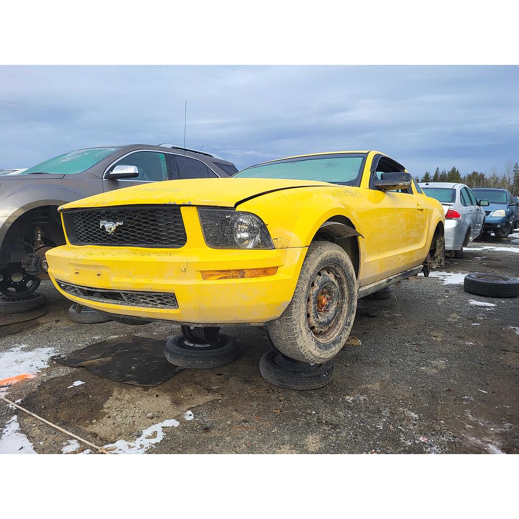 FORD MUSTANG 2005
