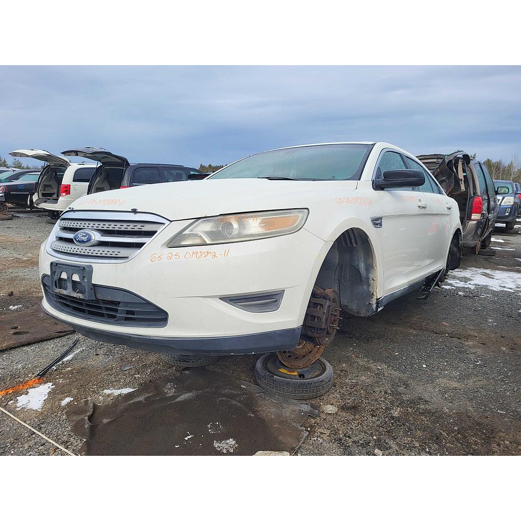 FORD TAURUS 2011