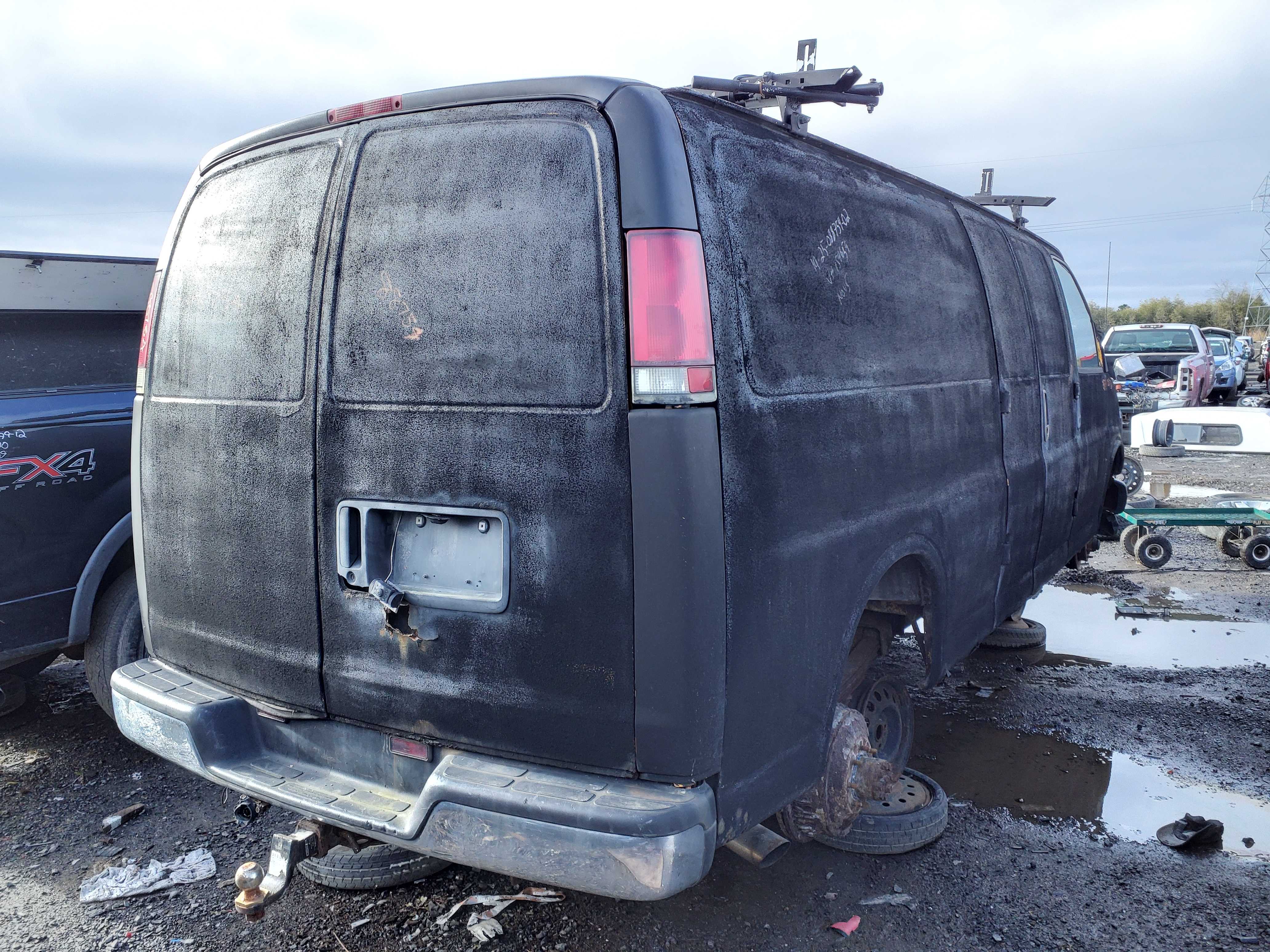 GMC SAVANA CARGO 2002