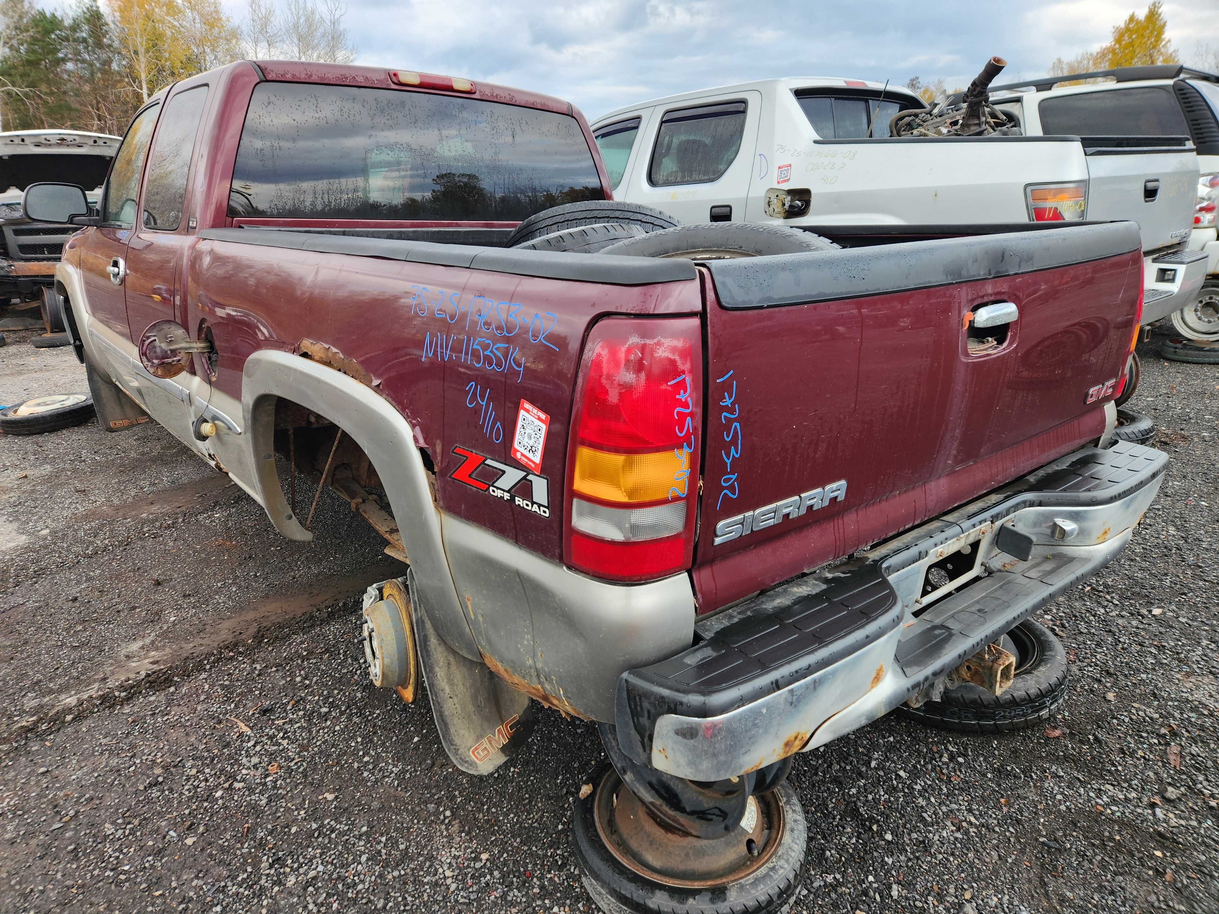 GMC SIERRA 1500 2002