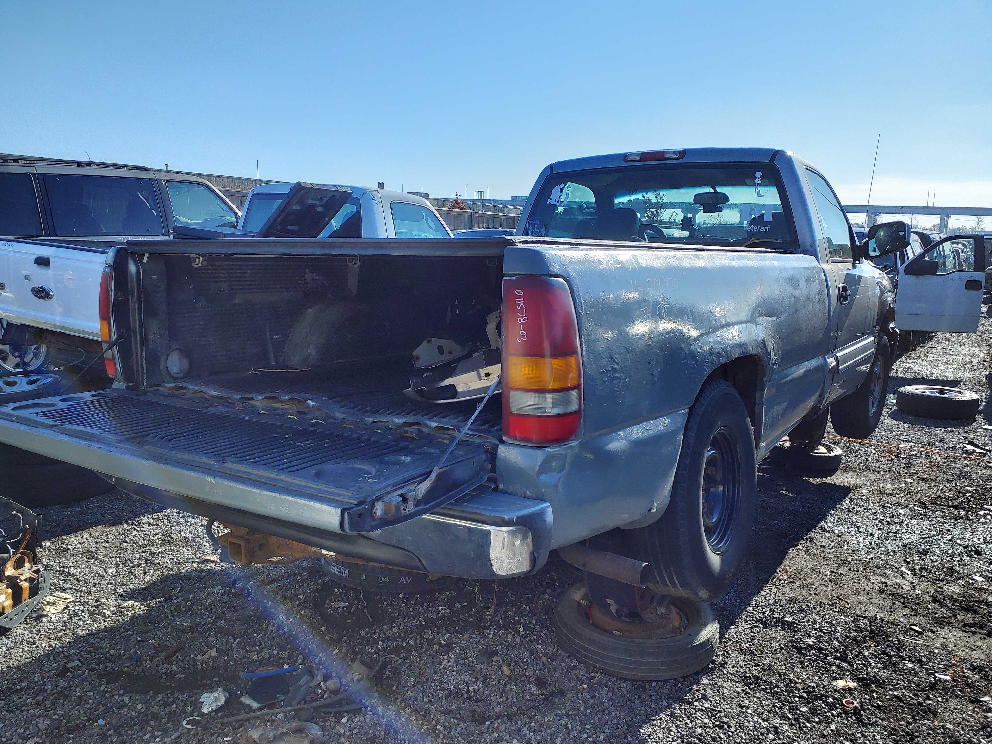 GMC SIERRA 1500 2003