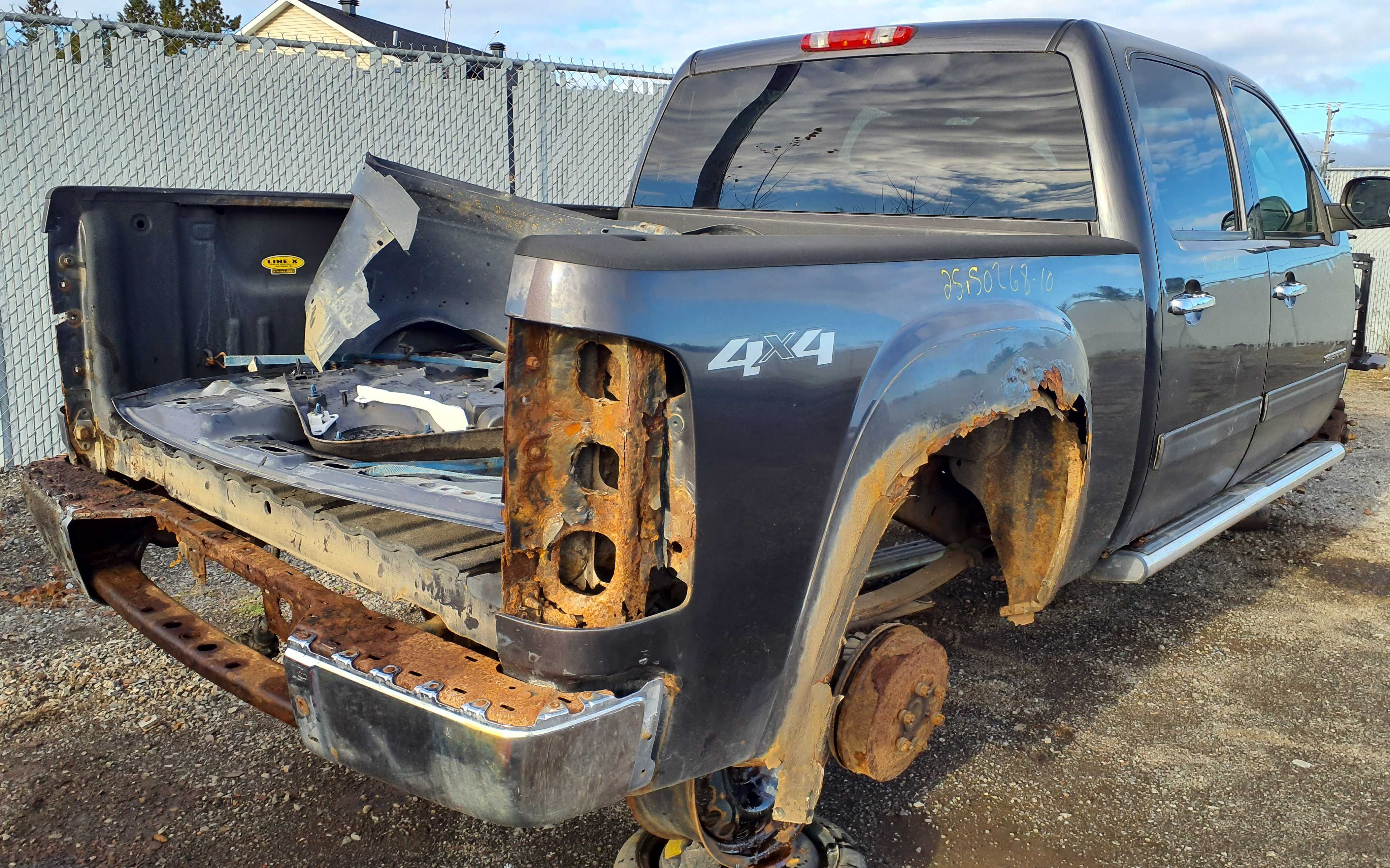 GMC SIERRA 1500 2010 St Sophie Kenny U Pull