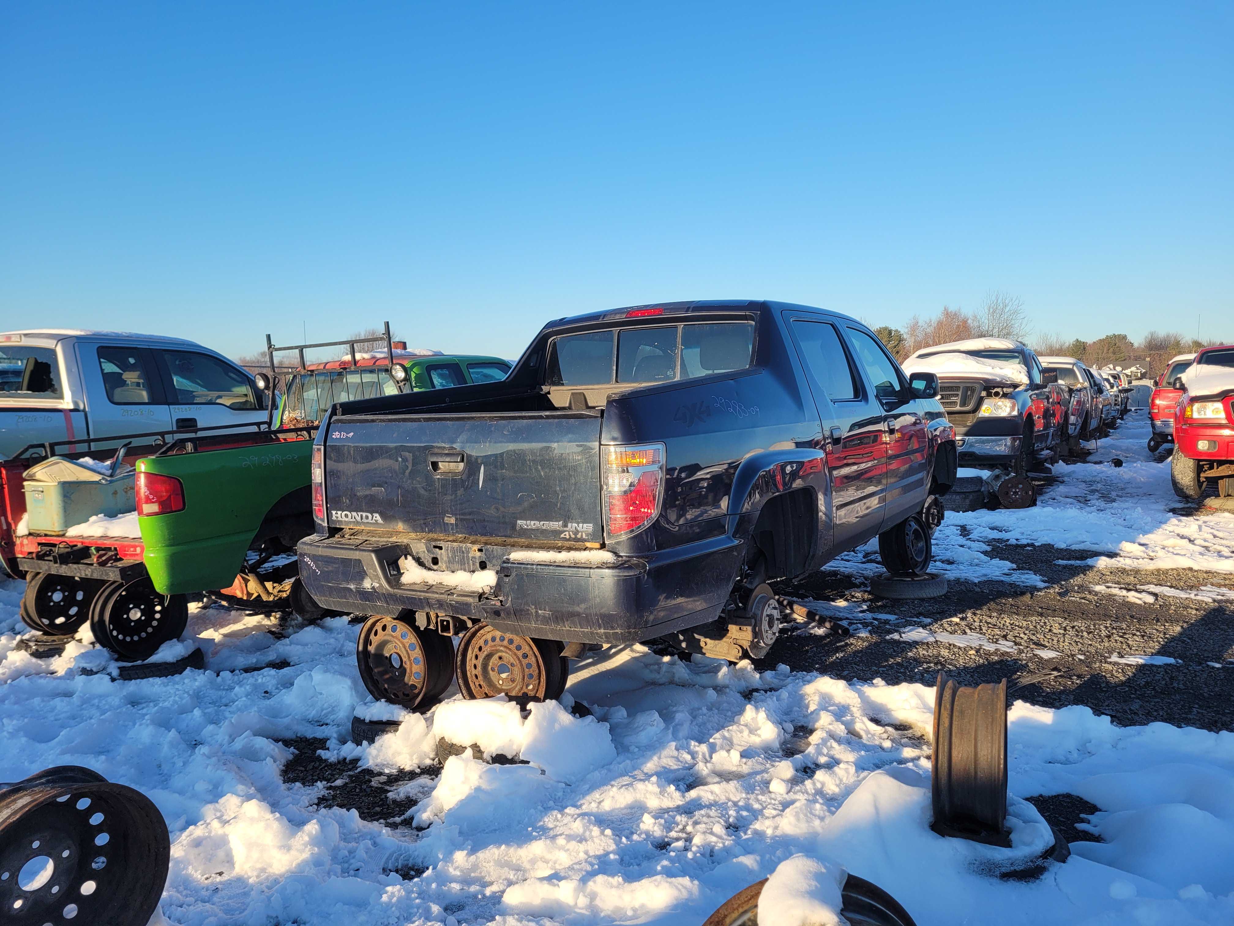 HONDA RIDGELINE 2009