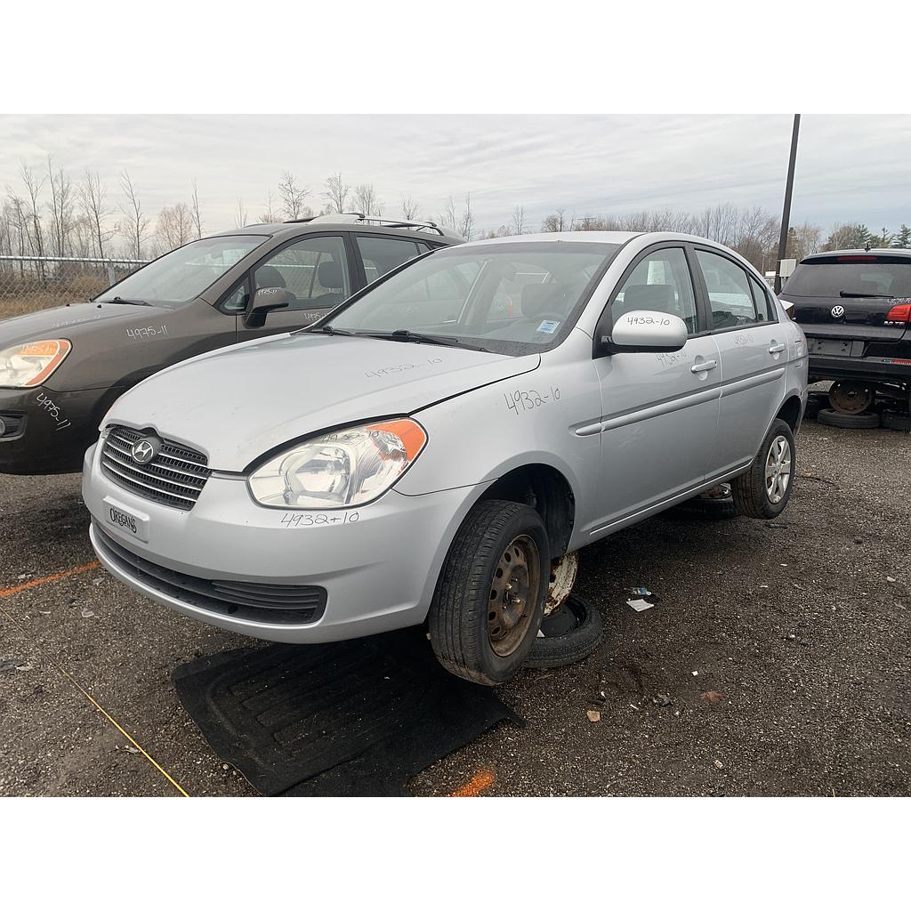 HYUNDAI ACCENT 2010