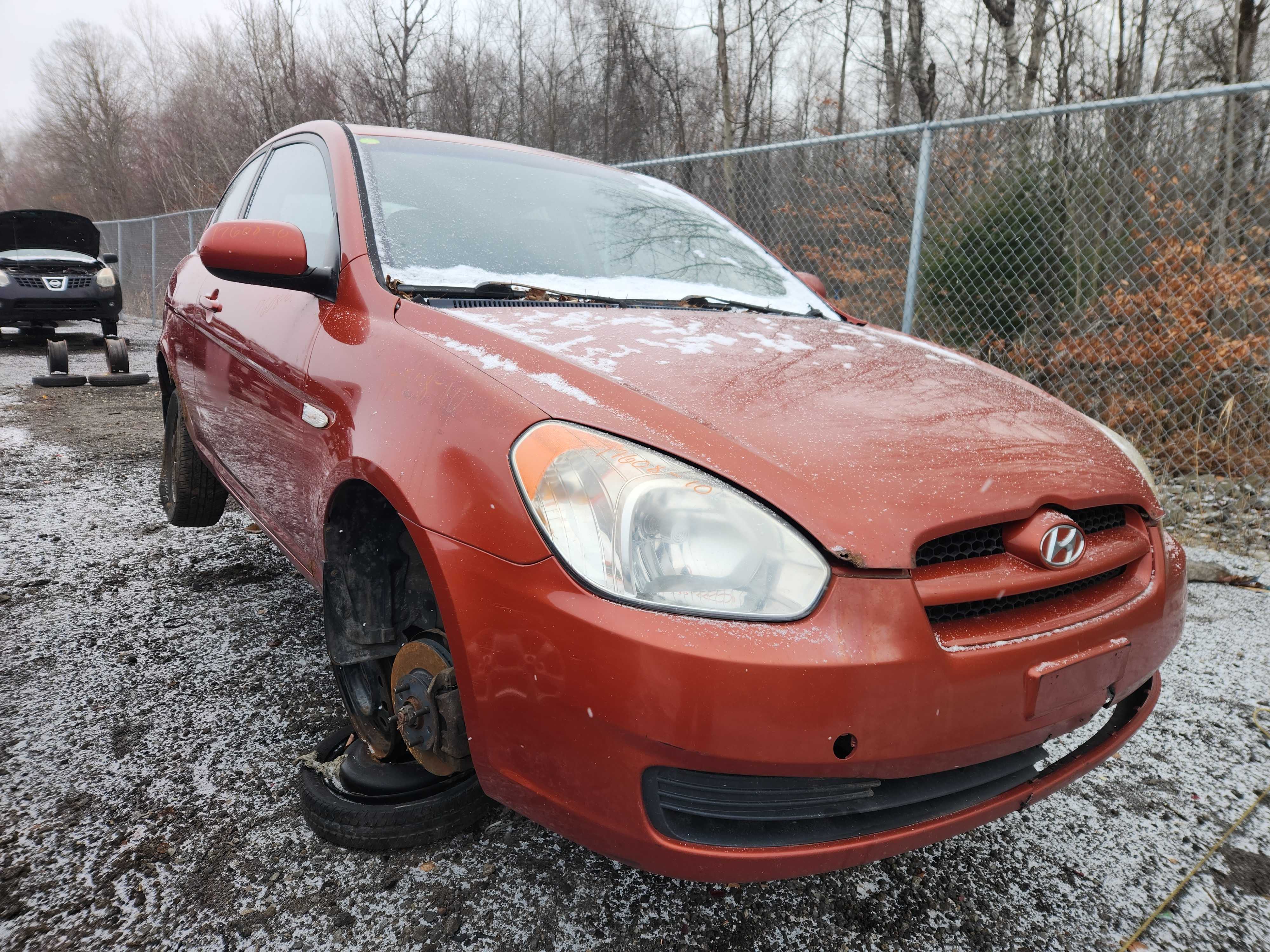 HYUNDAI ACCENT 2010