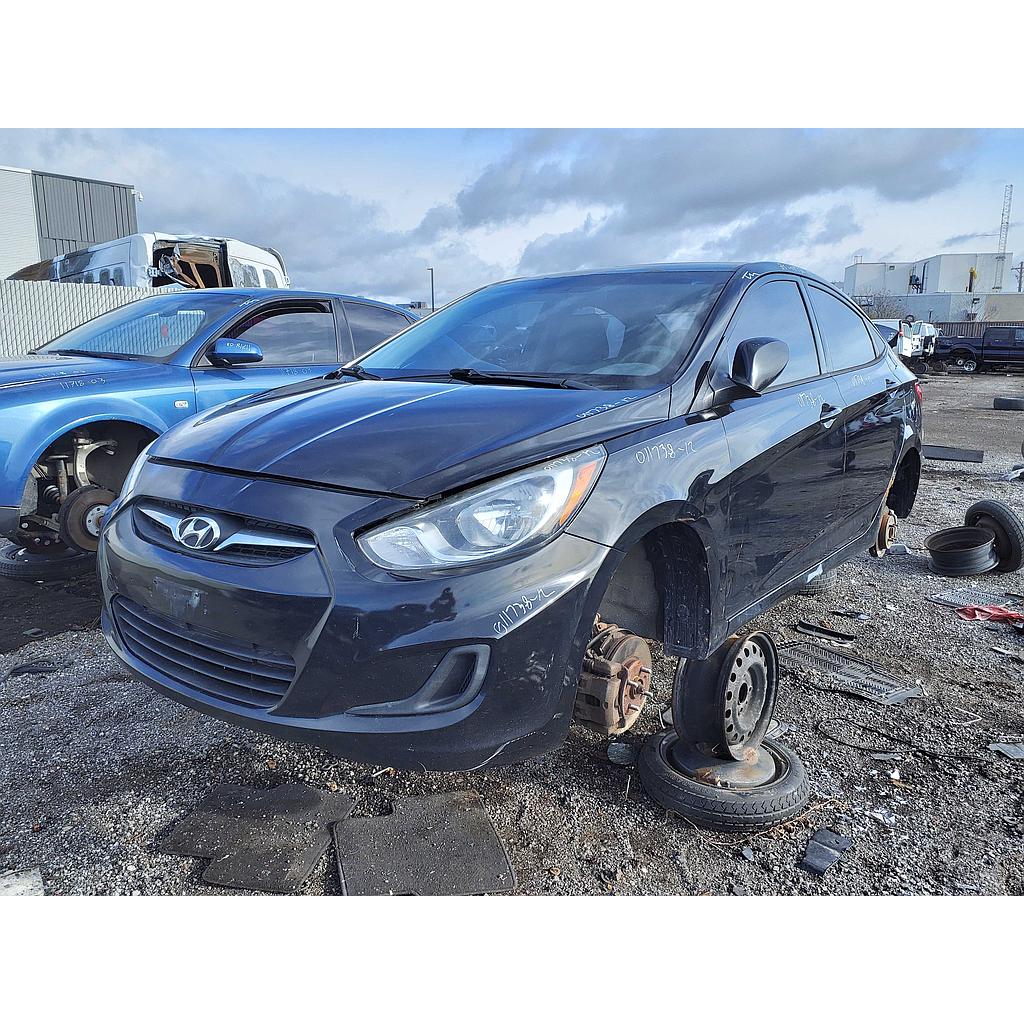 HYUNDAI ACCENT 2012