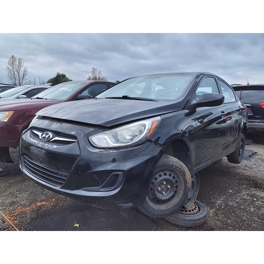 HYUNDAI ACCENT 2013
