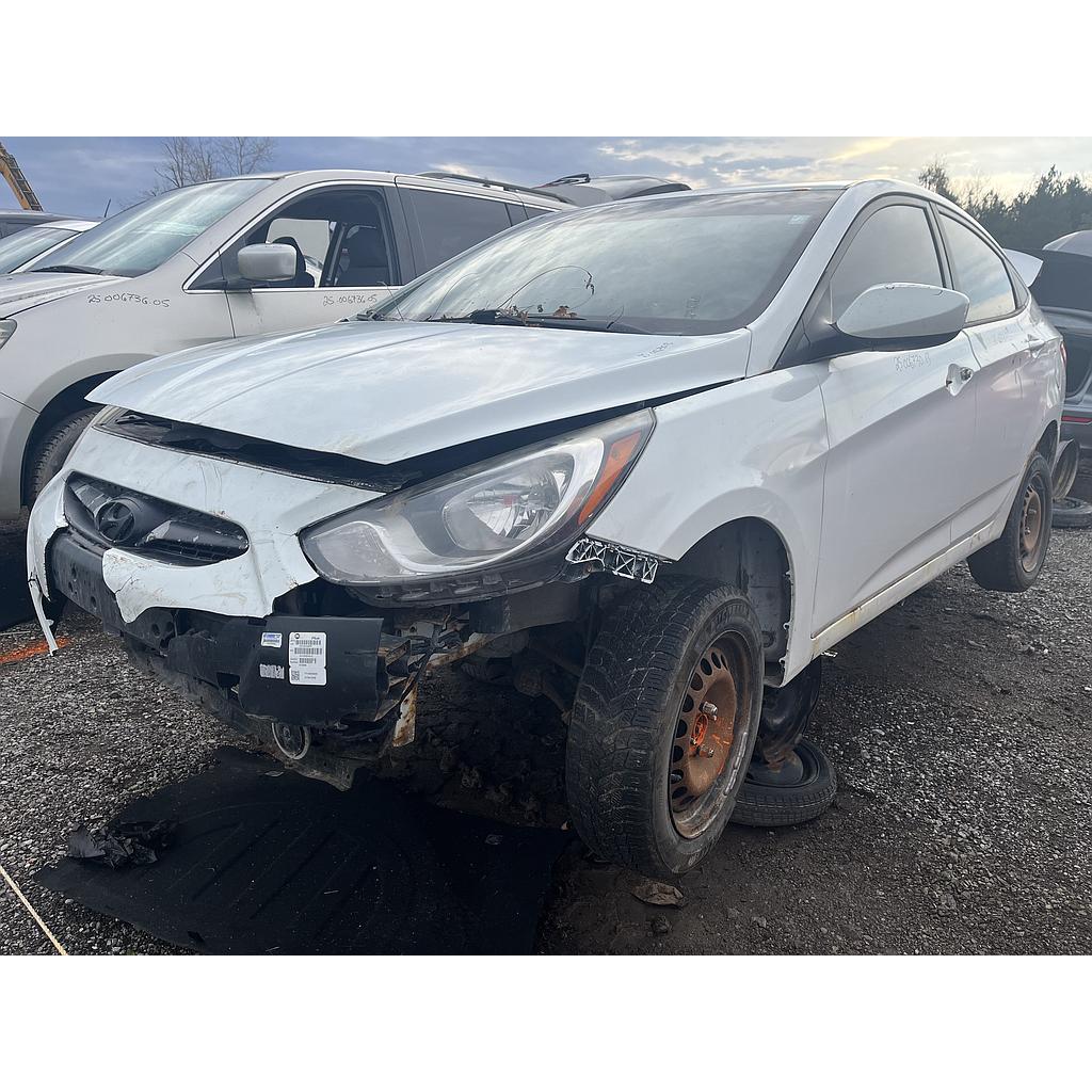 HYUNDAI ACCENT 2013