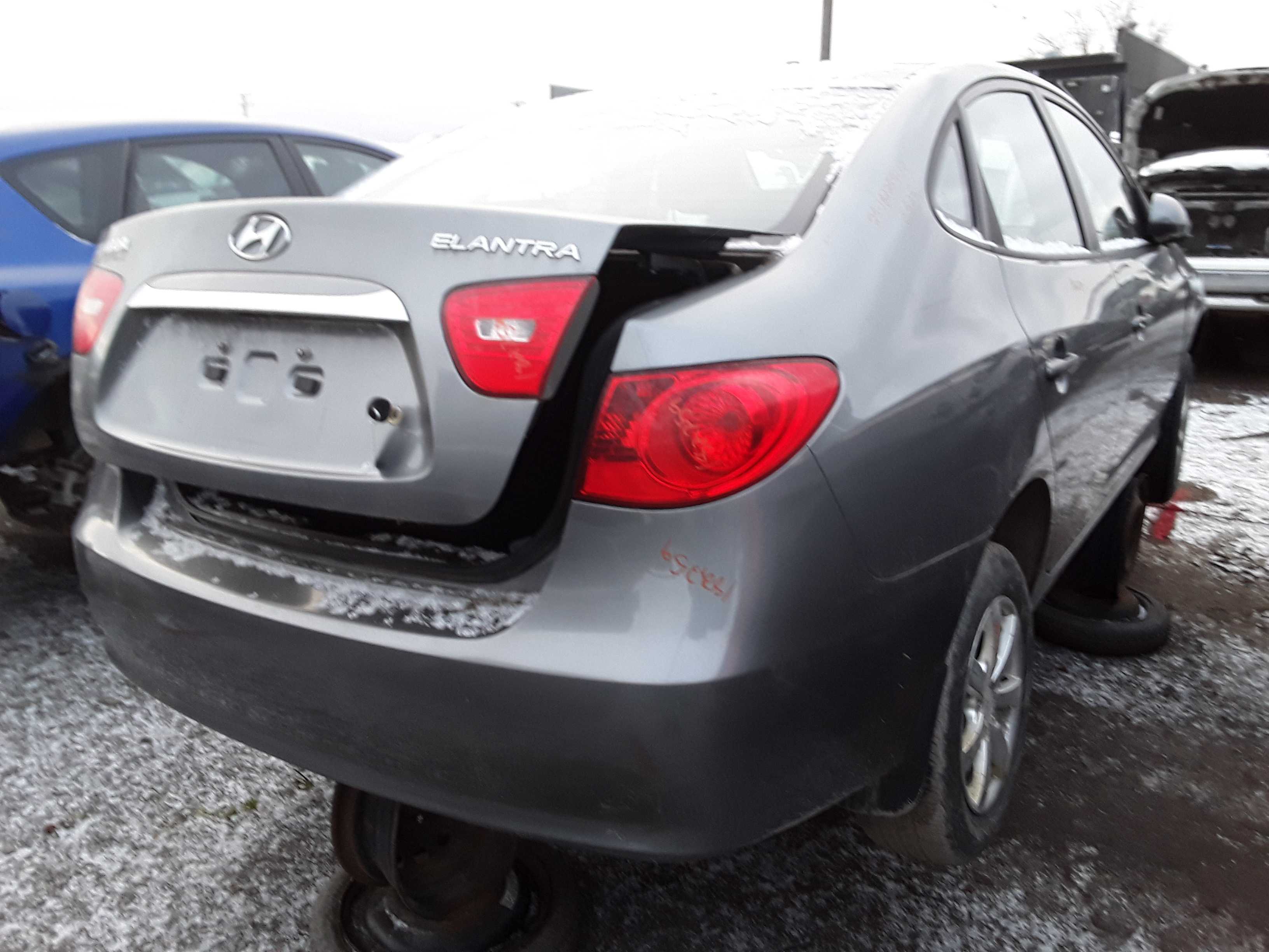 HYUNDAI ELANTRA 2010