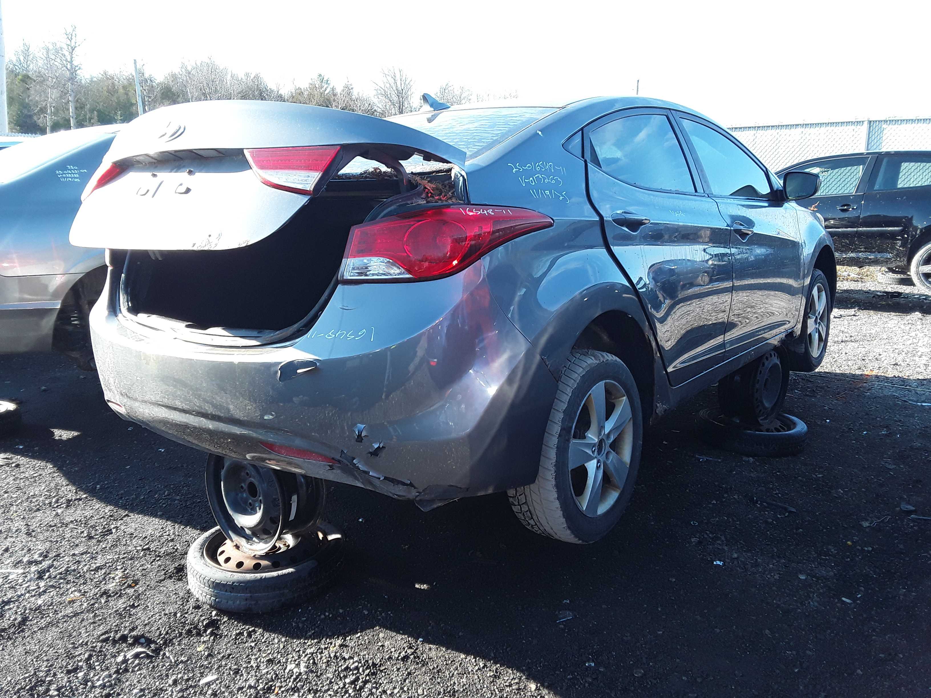 HYUNDAI ELANTRA 2011