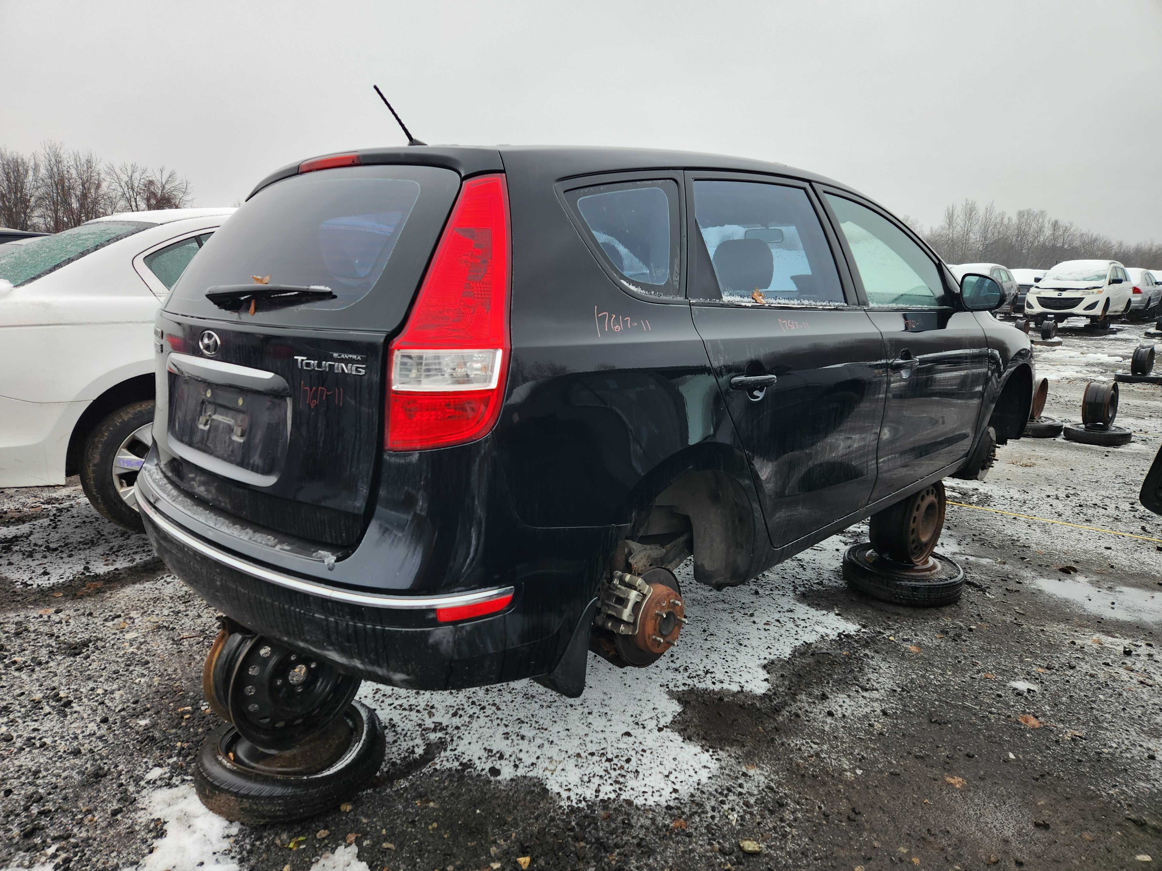 HYUNDAI ELANTRA 2011