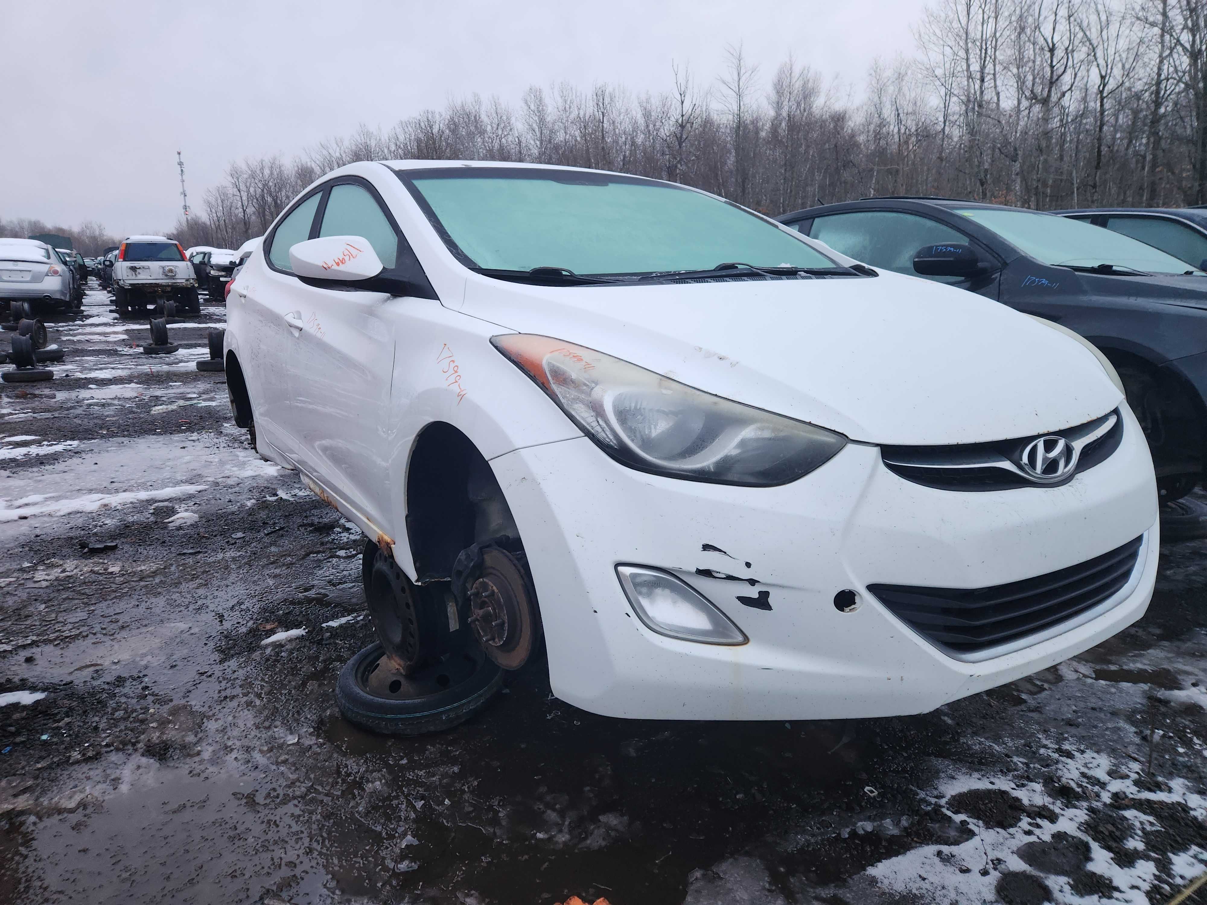 HYUNDAI ELANTRA 2011