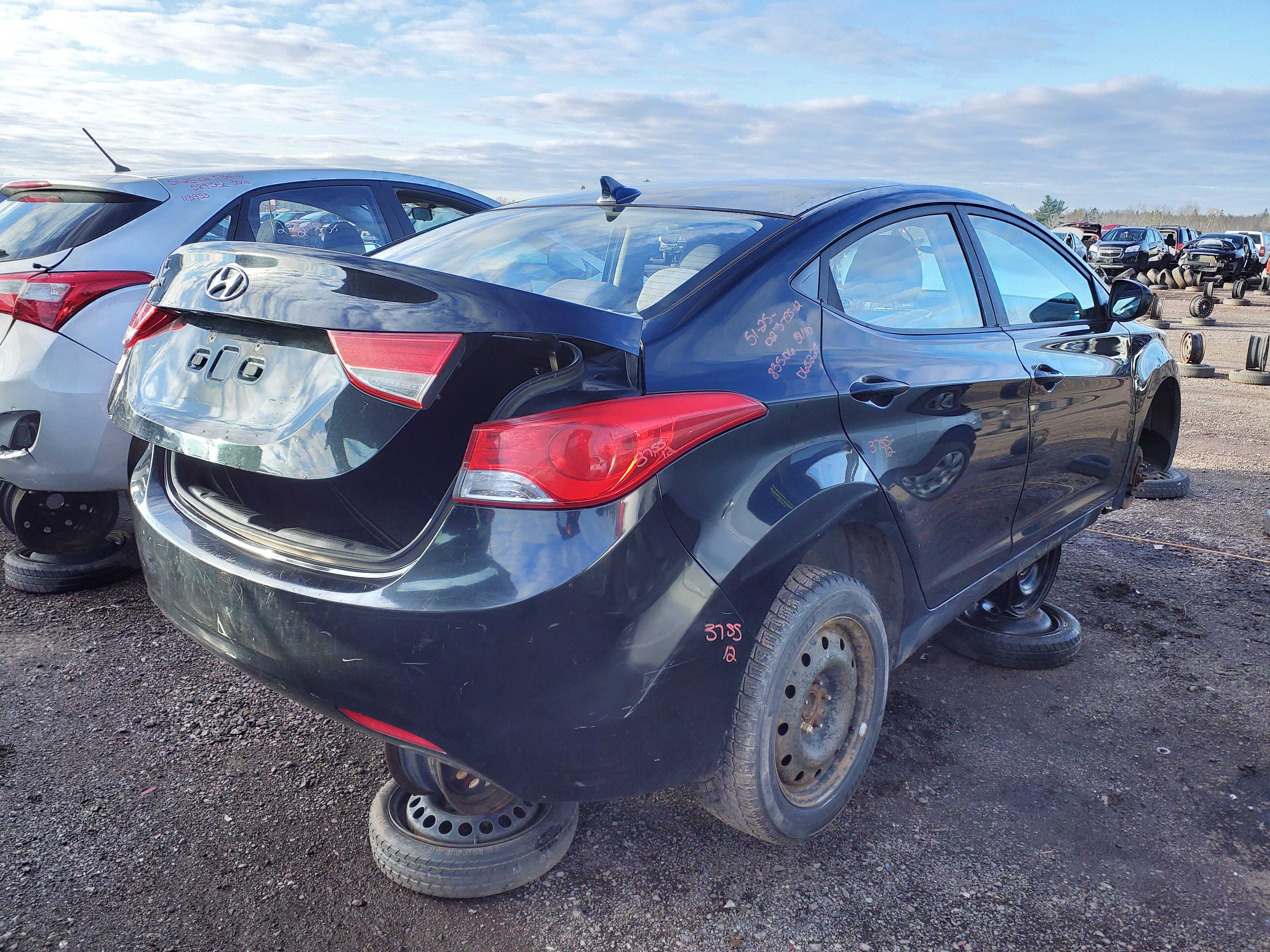 HYUNDAI ELANTRA 2012