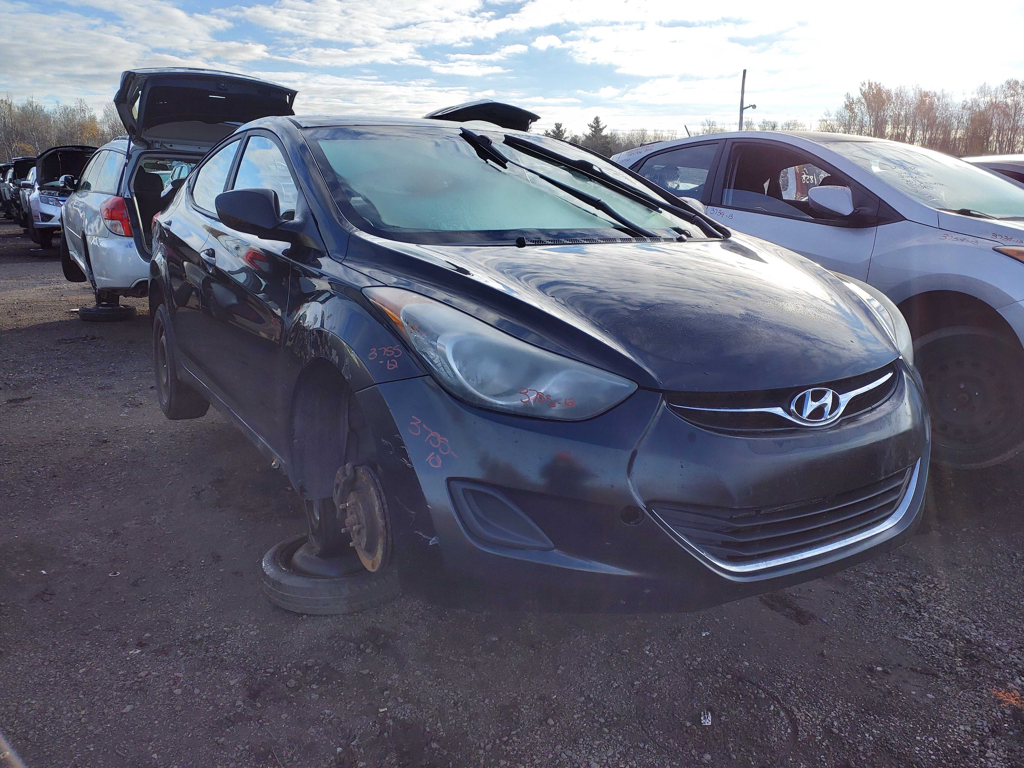 HYUNDAI ELANTRA 2012