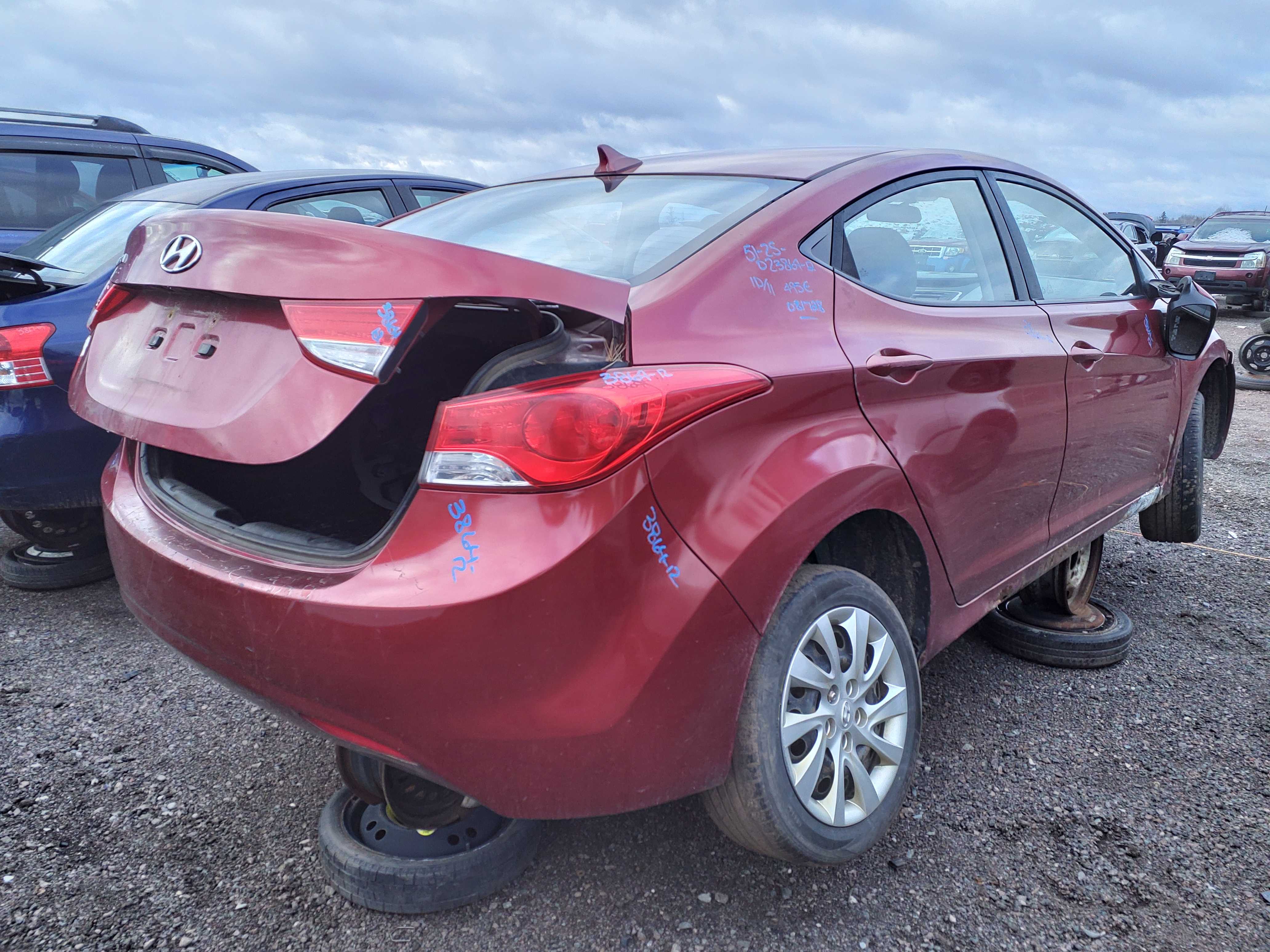 HYUNDAI ELANTRA 2012