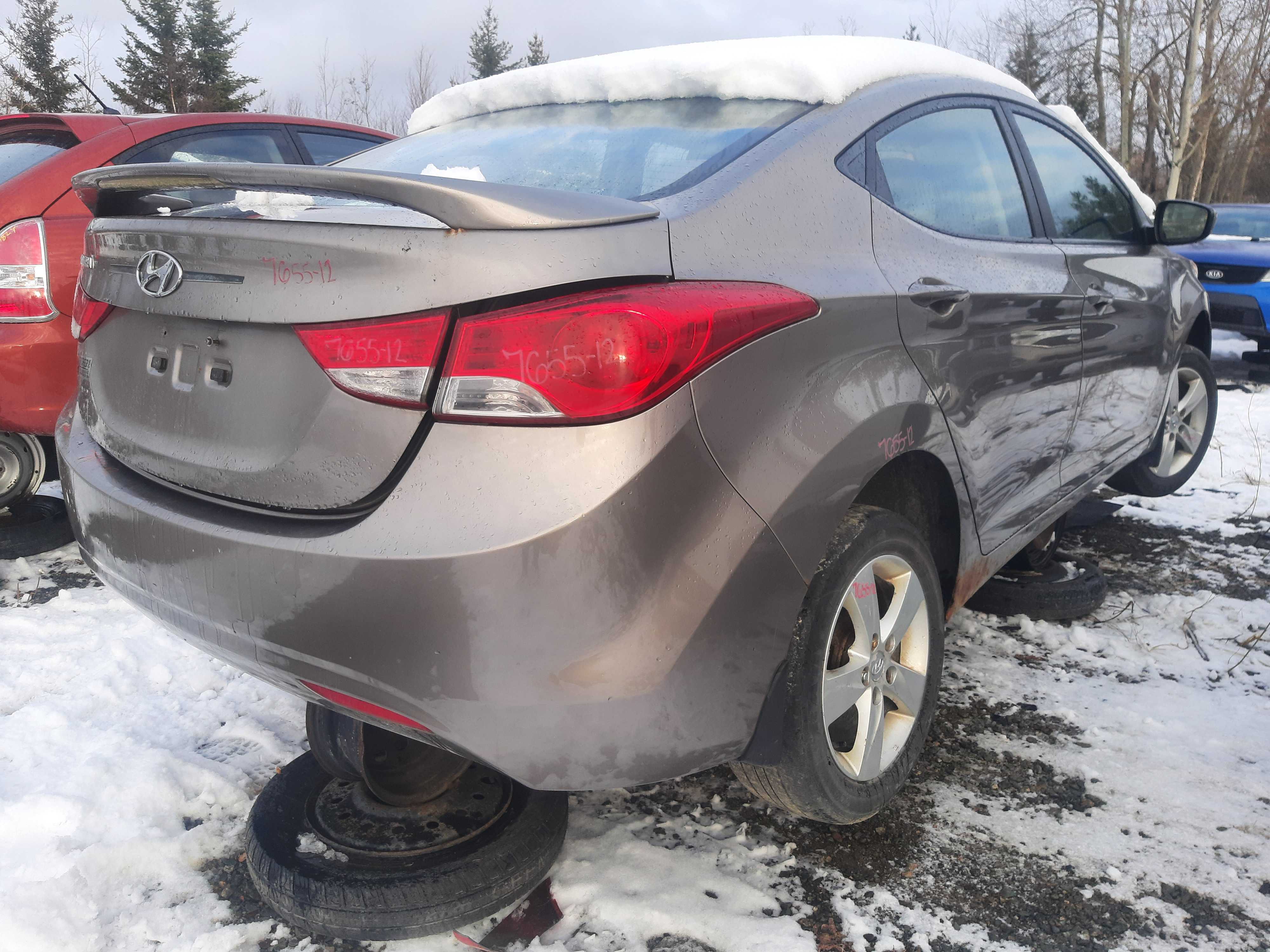 HYUNDAI ELANTRA 2012