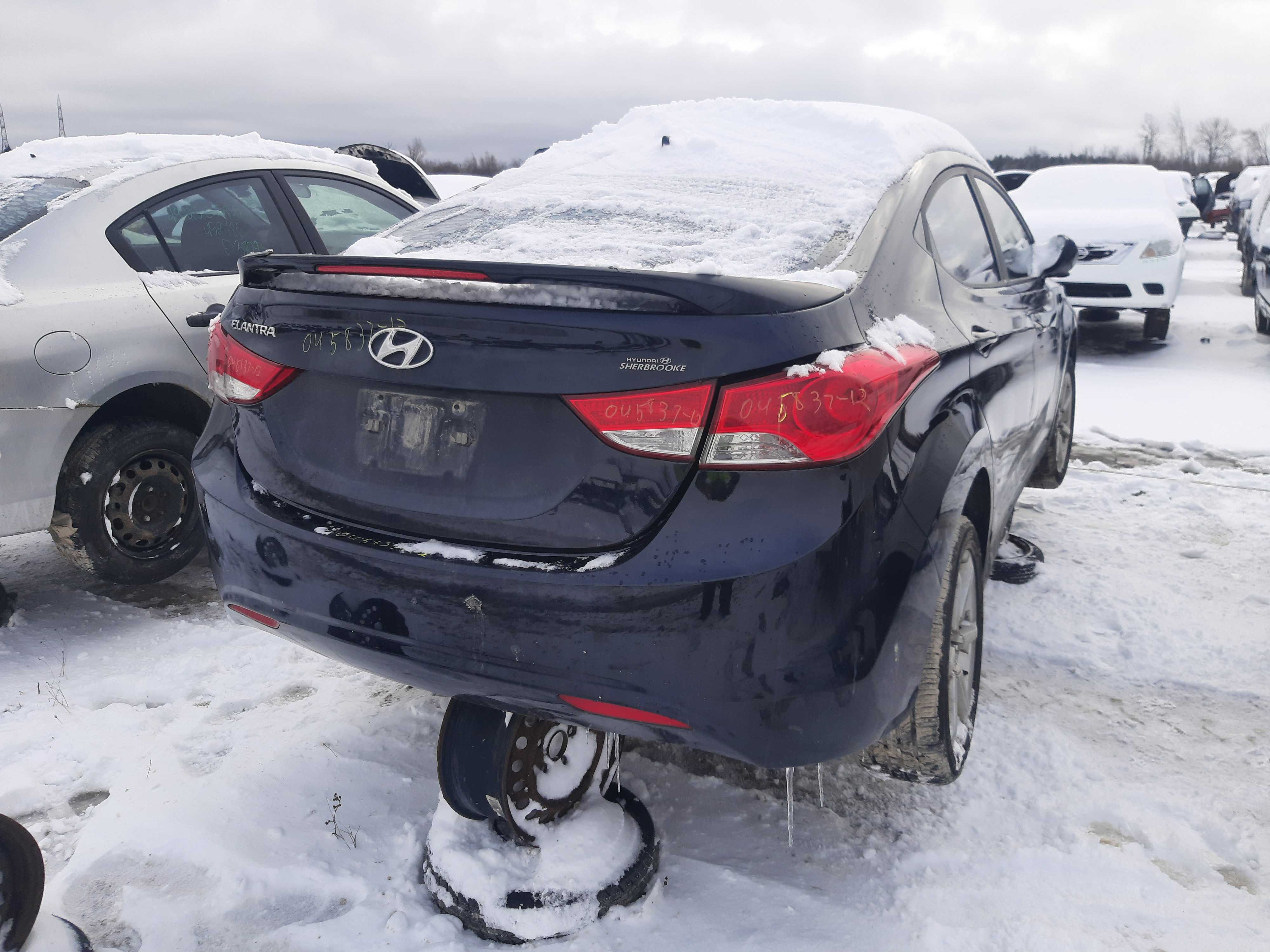 HYUNDAI ELANTRA 2012