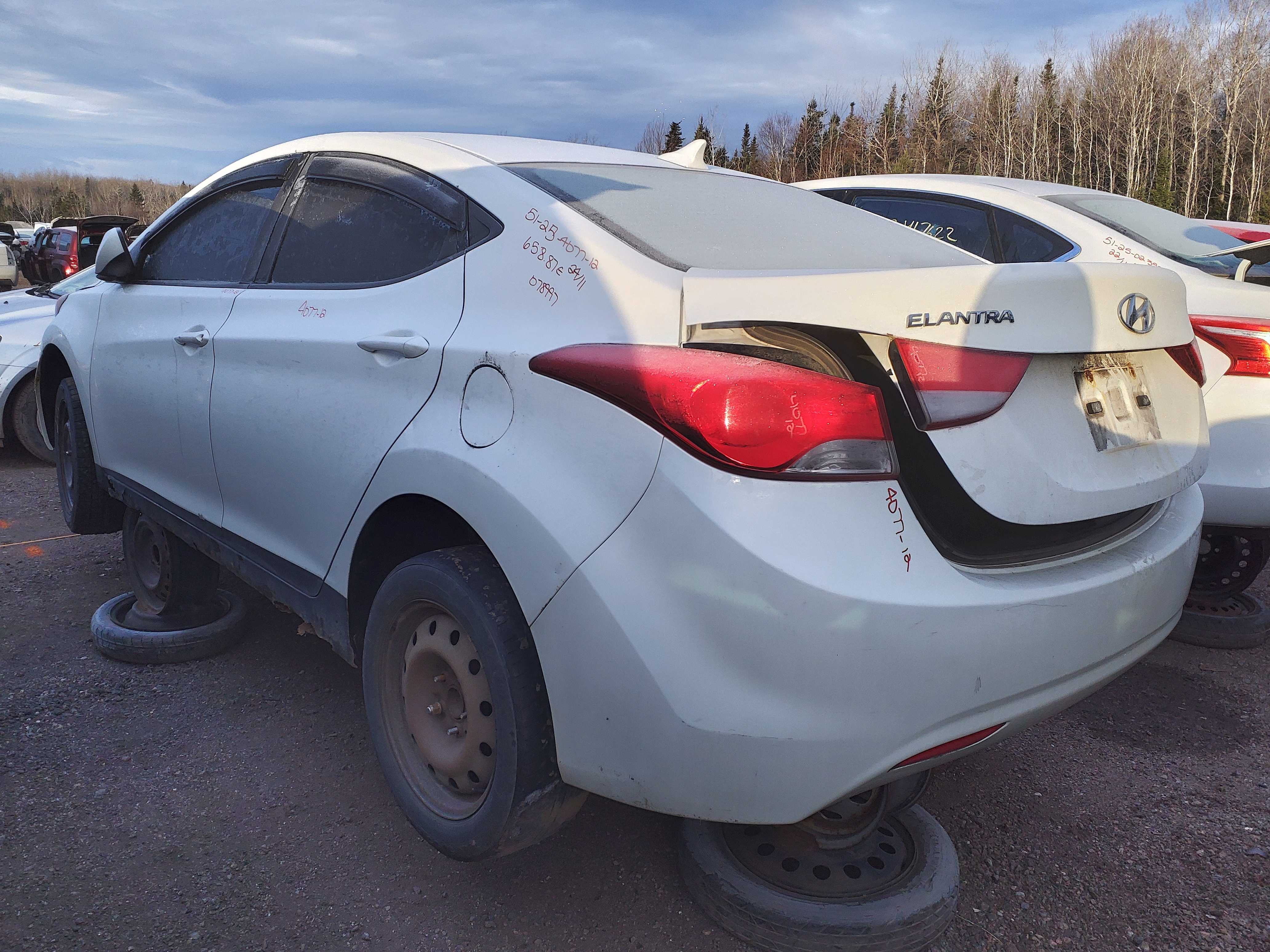 HYUNDAI ELANTRA 2012