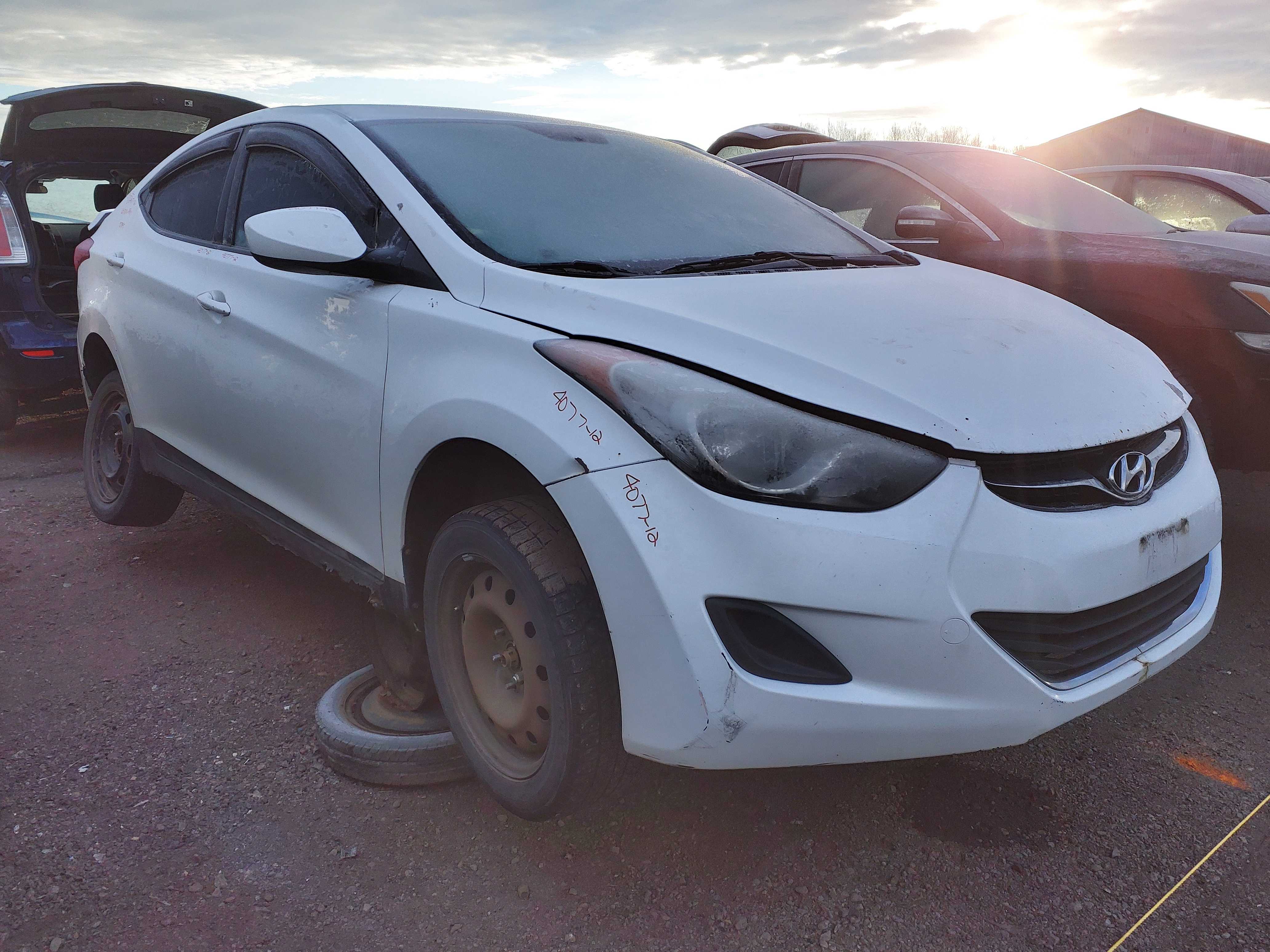 HYUNDAI ELANTRA 2012