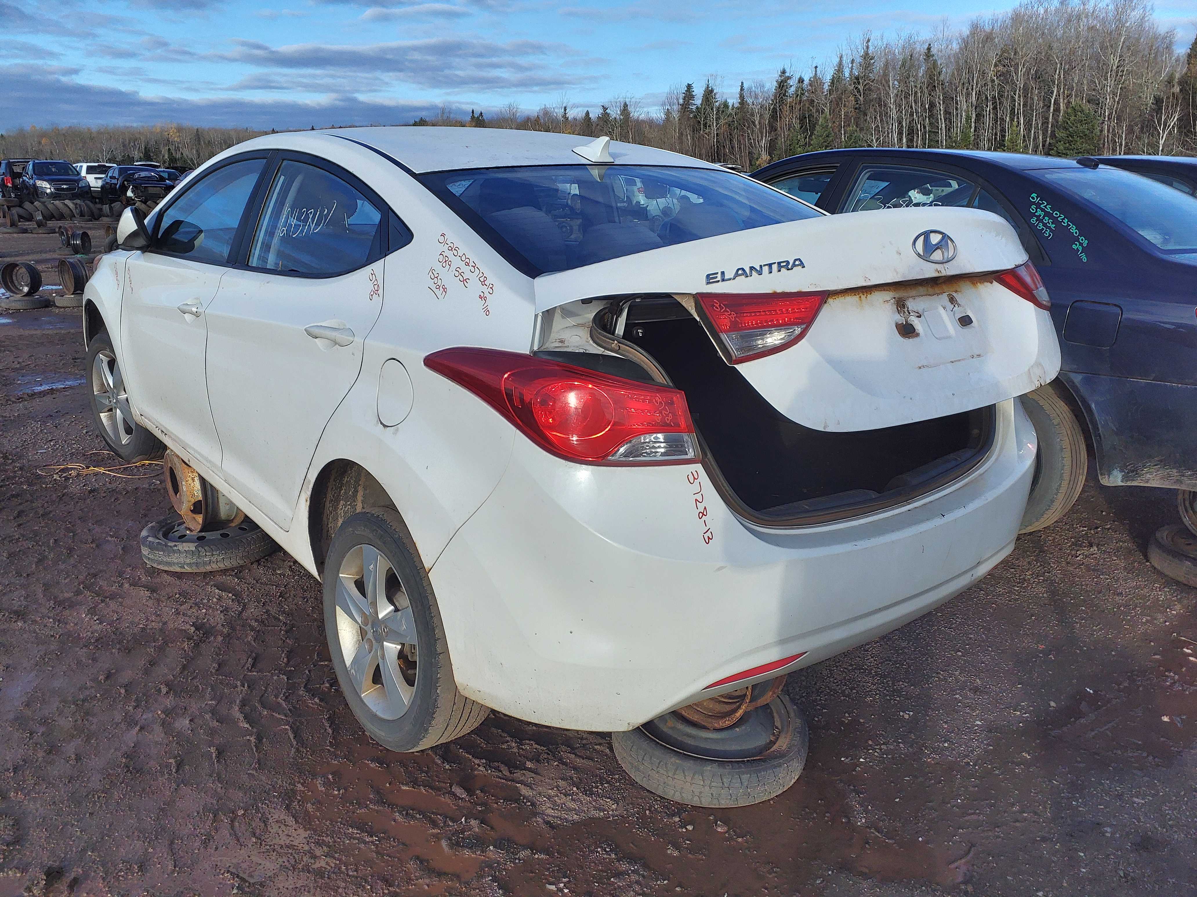 HYUNDAI ELANTRA 2013