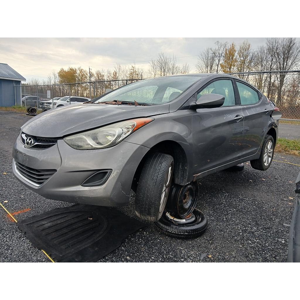 HYUNDAI ELANTRA 2013