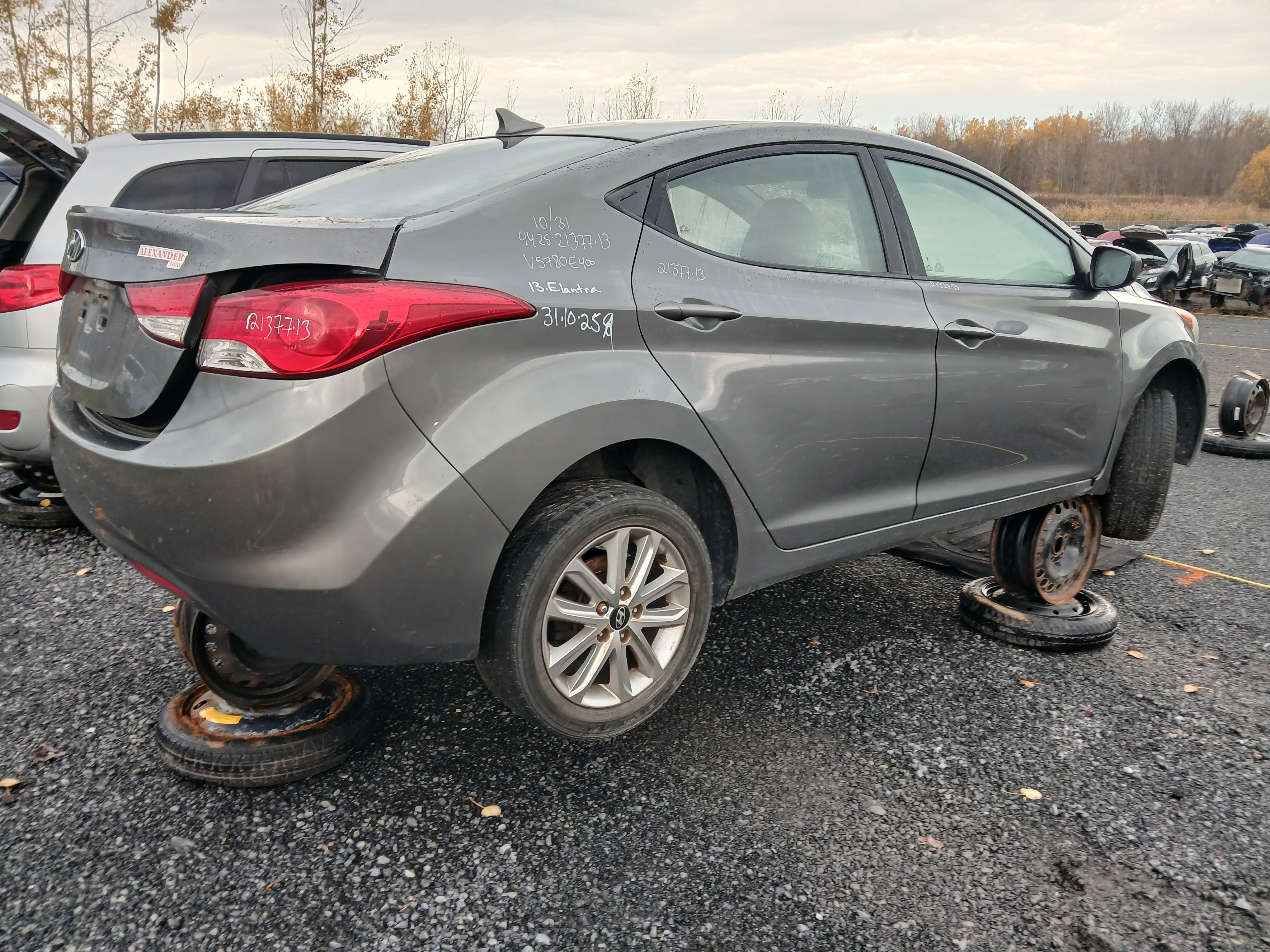 HYUNDAI ELANTRA 2013