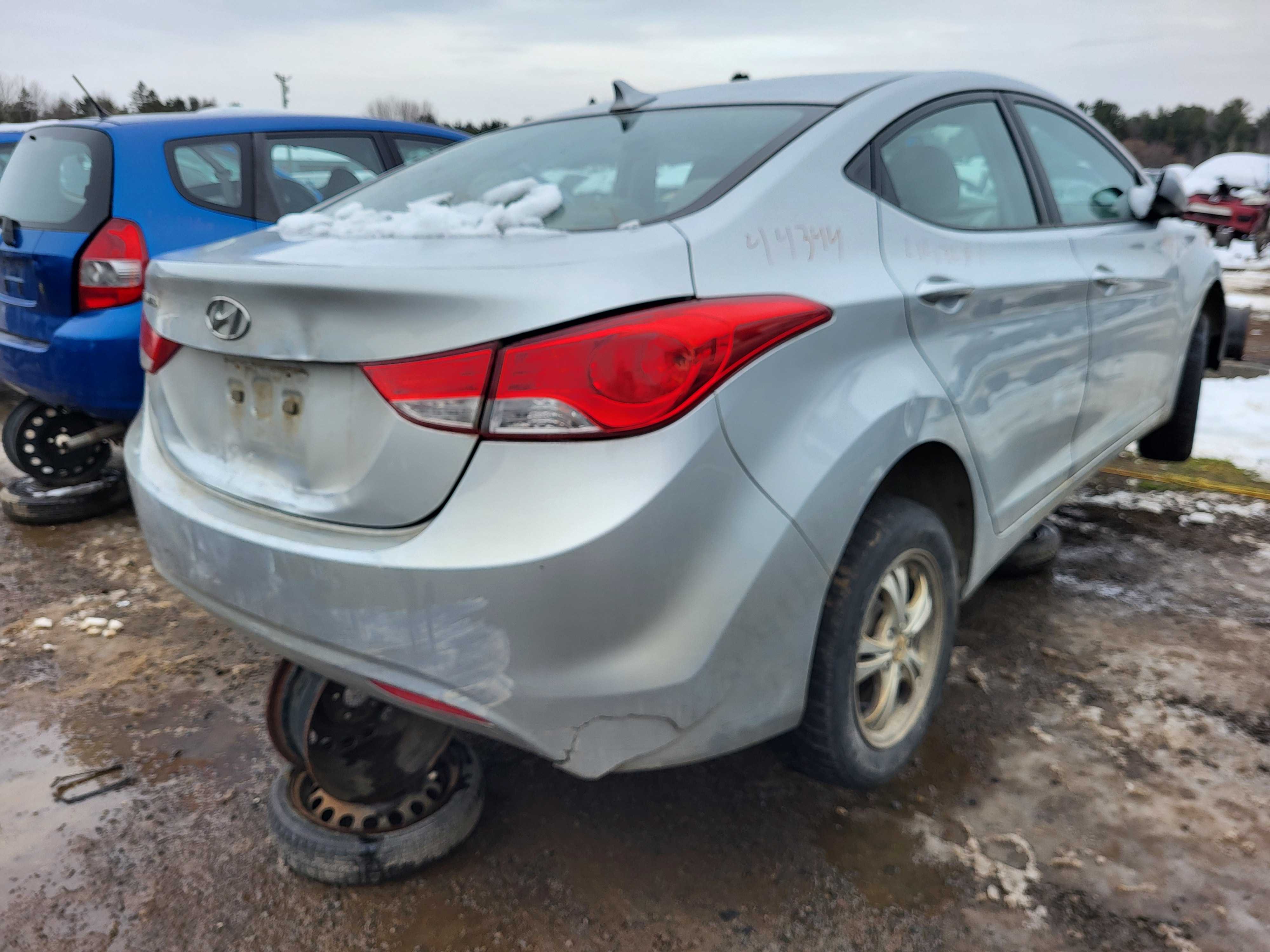 HYUNDAI ELANTRA 2013