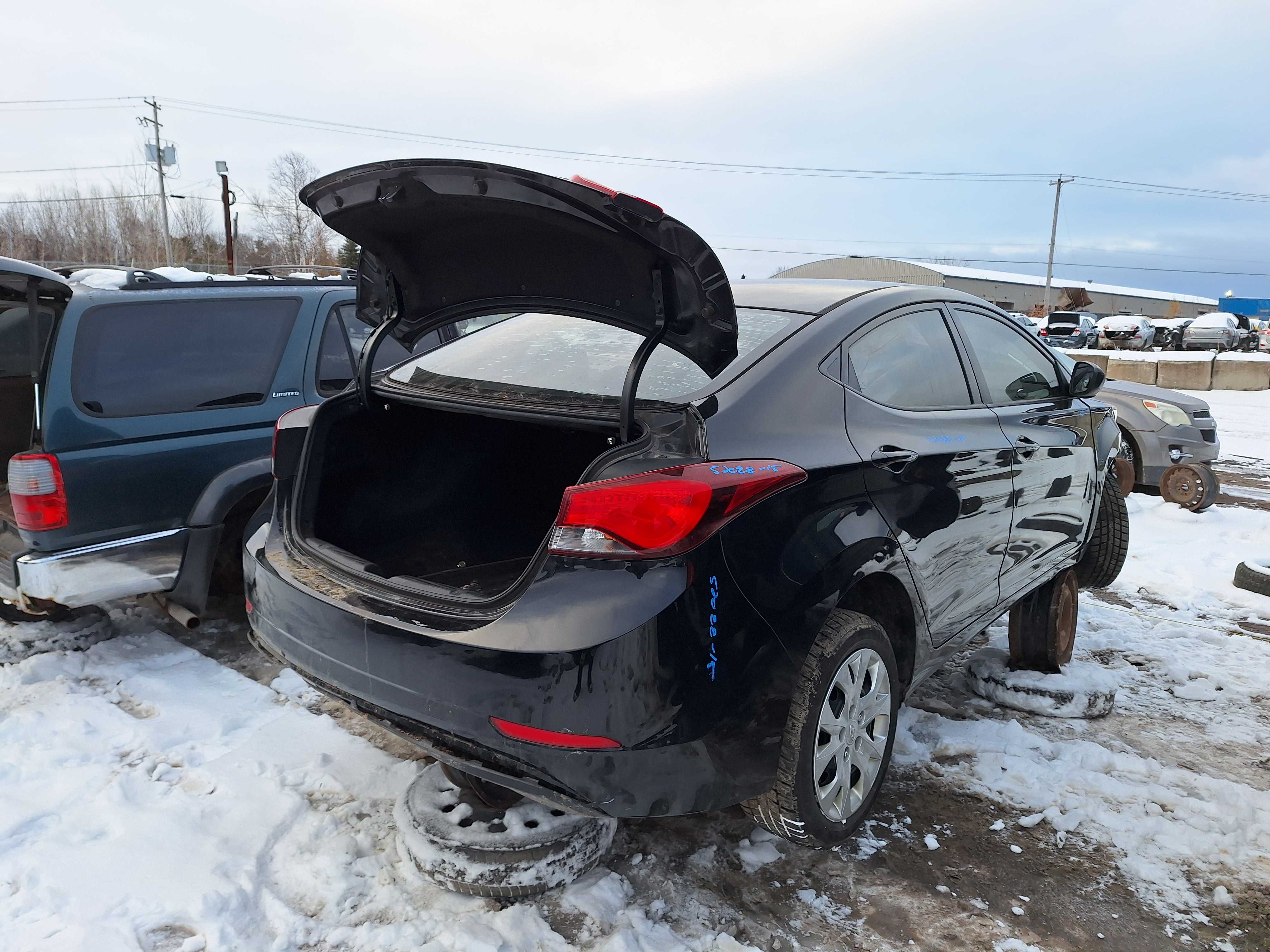 HYUNDAI ELANTRA 2015