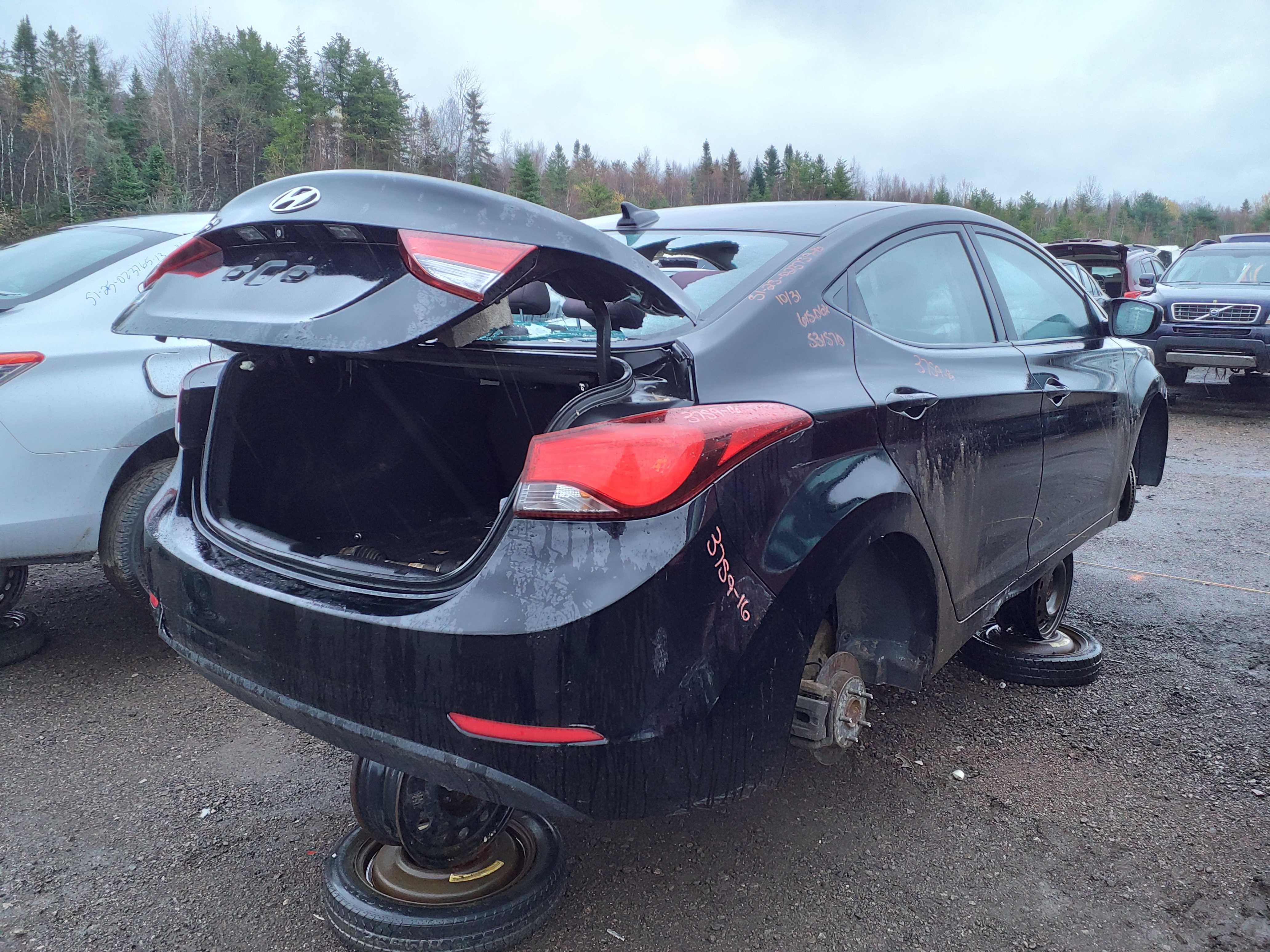 HYUNDAI ELANTRA 2016