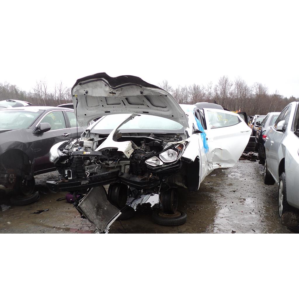 HYUNDAI ELANTRA 2016