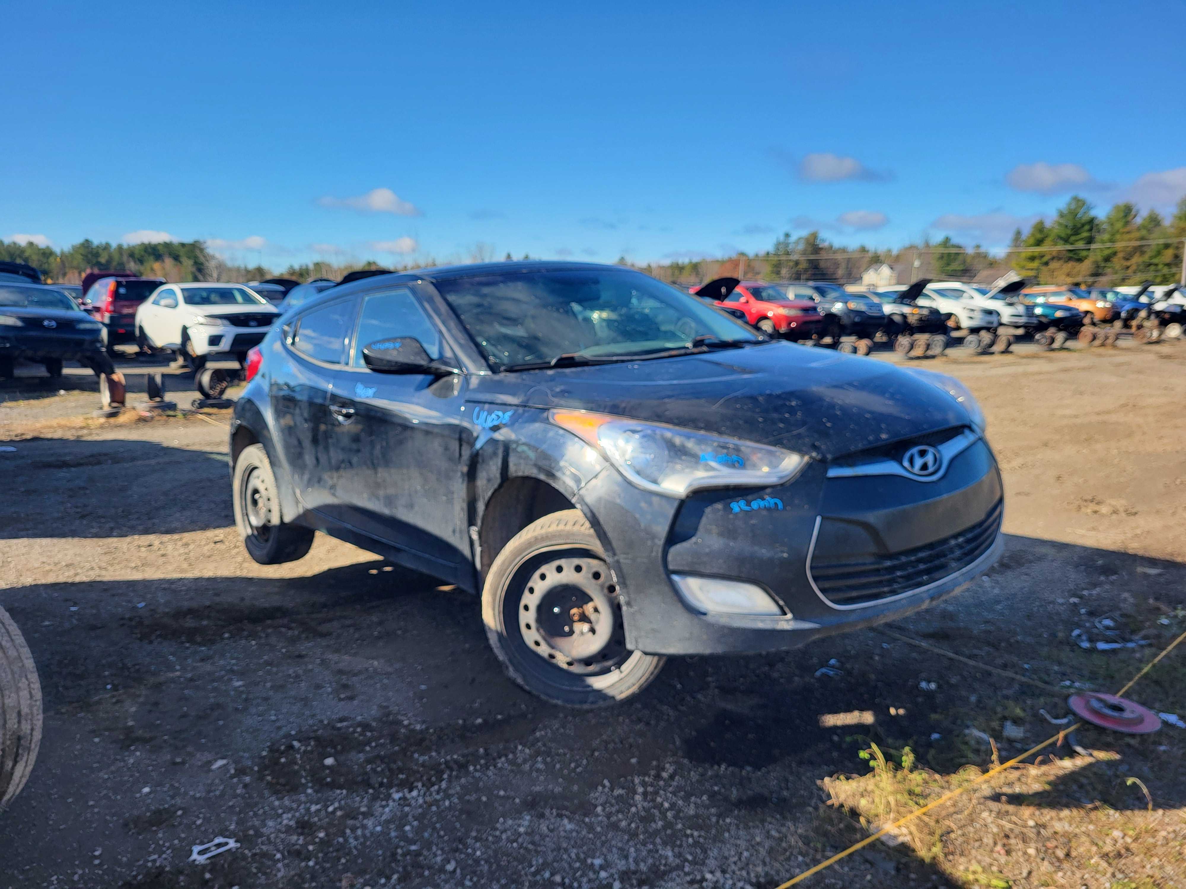 HYUNDAI VELOSTER 2012