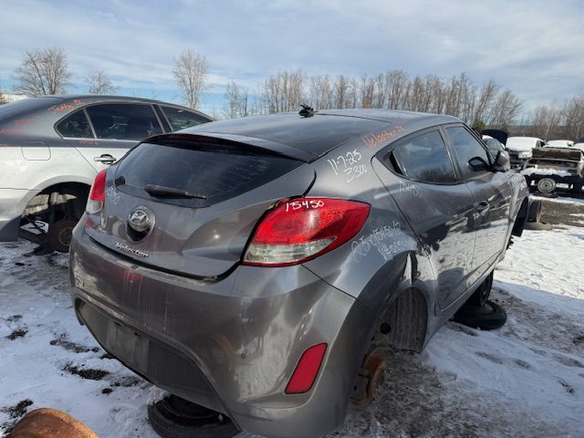 HYUNDAI VELOSTER 2012