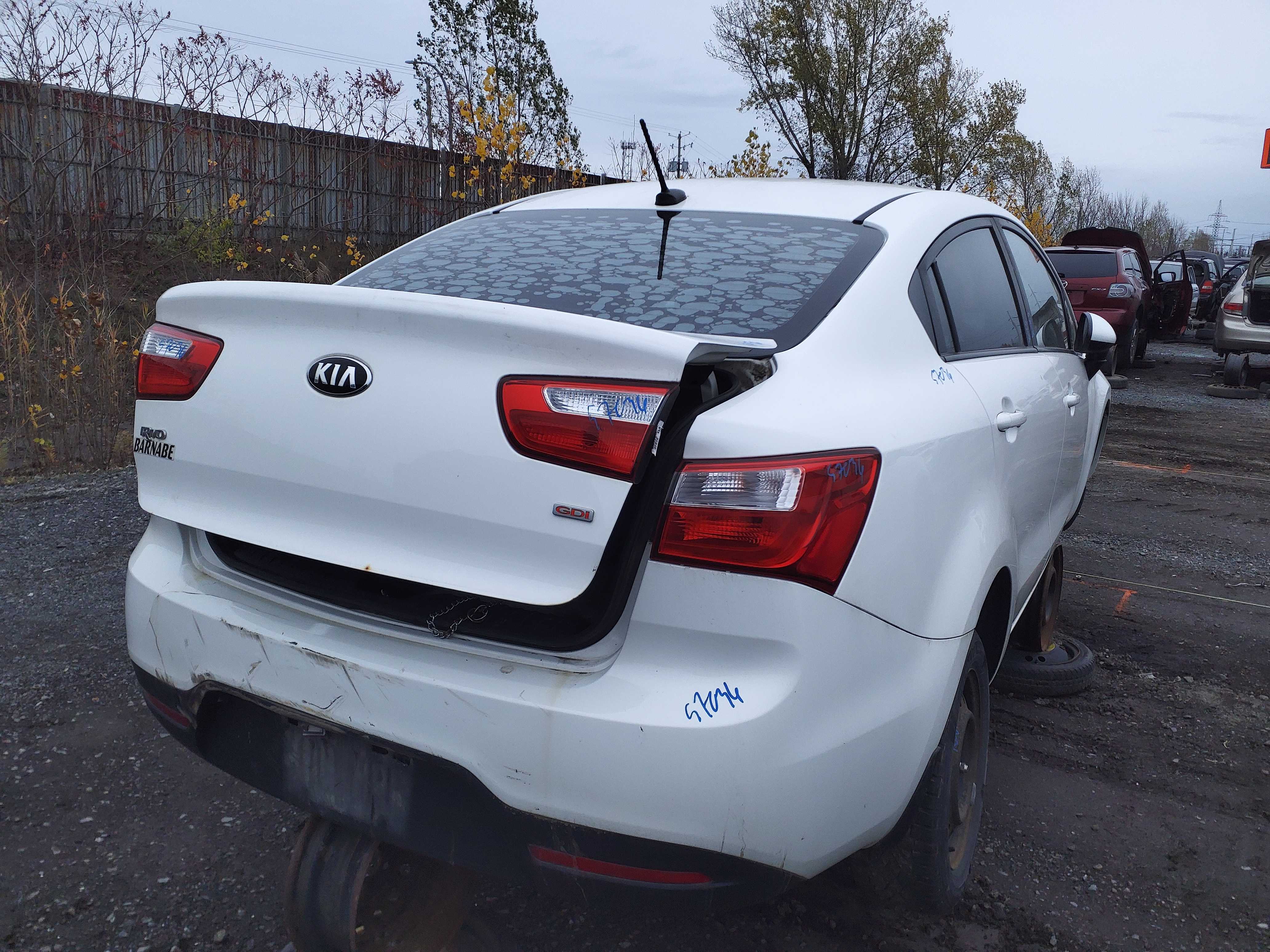 KIA RIO 2015