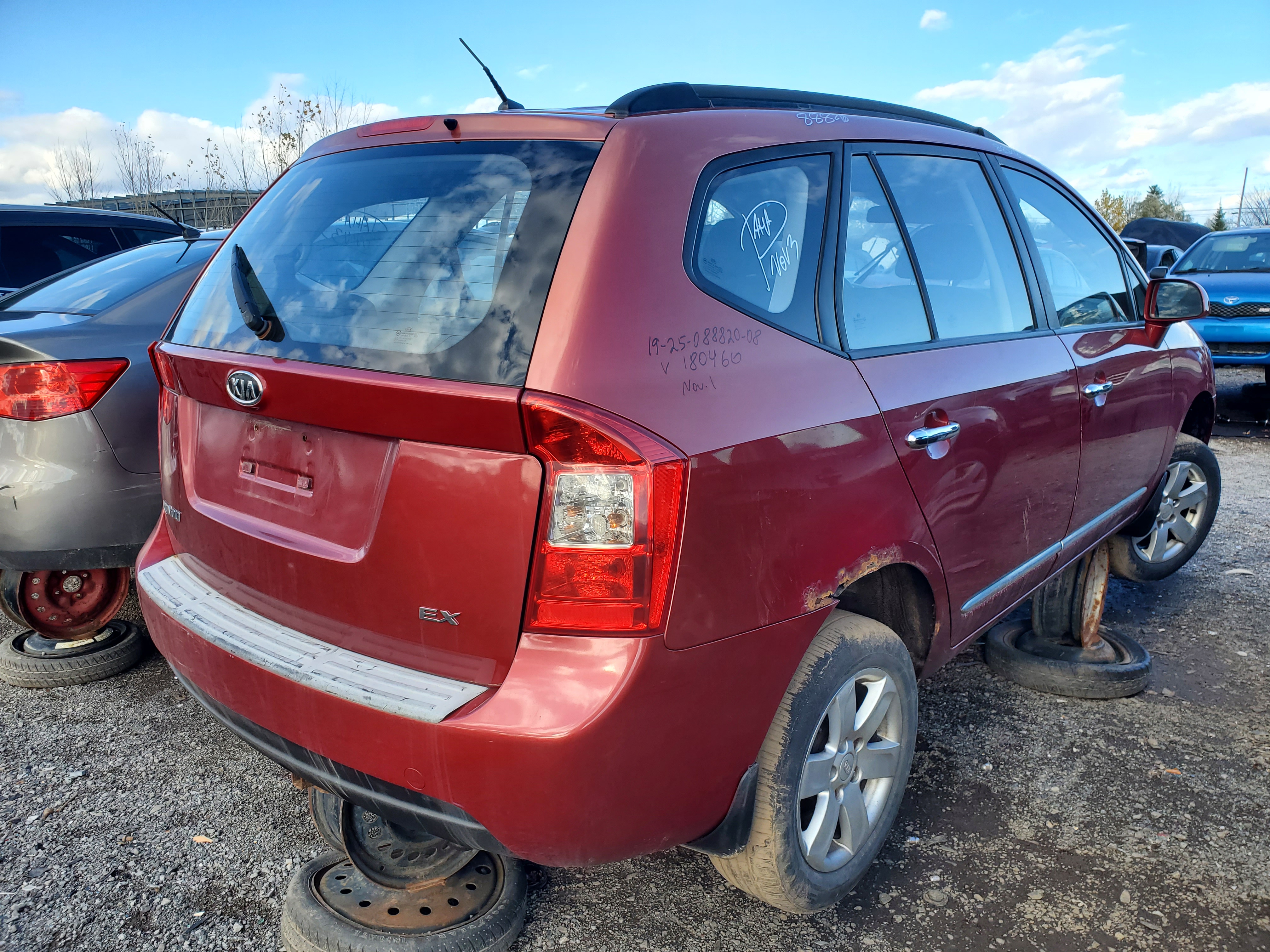 KIA RONDO 2008