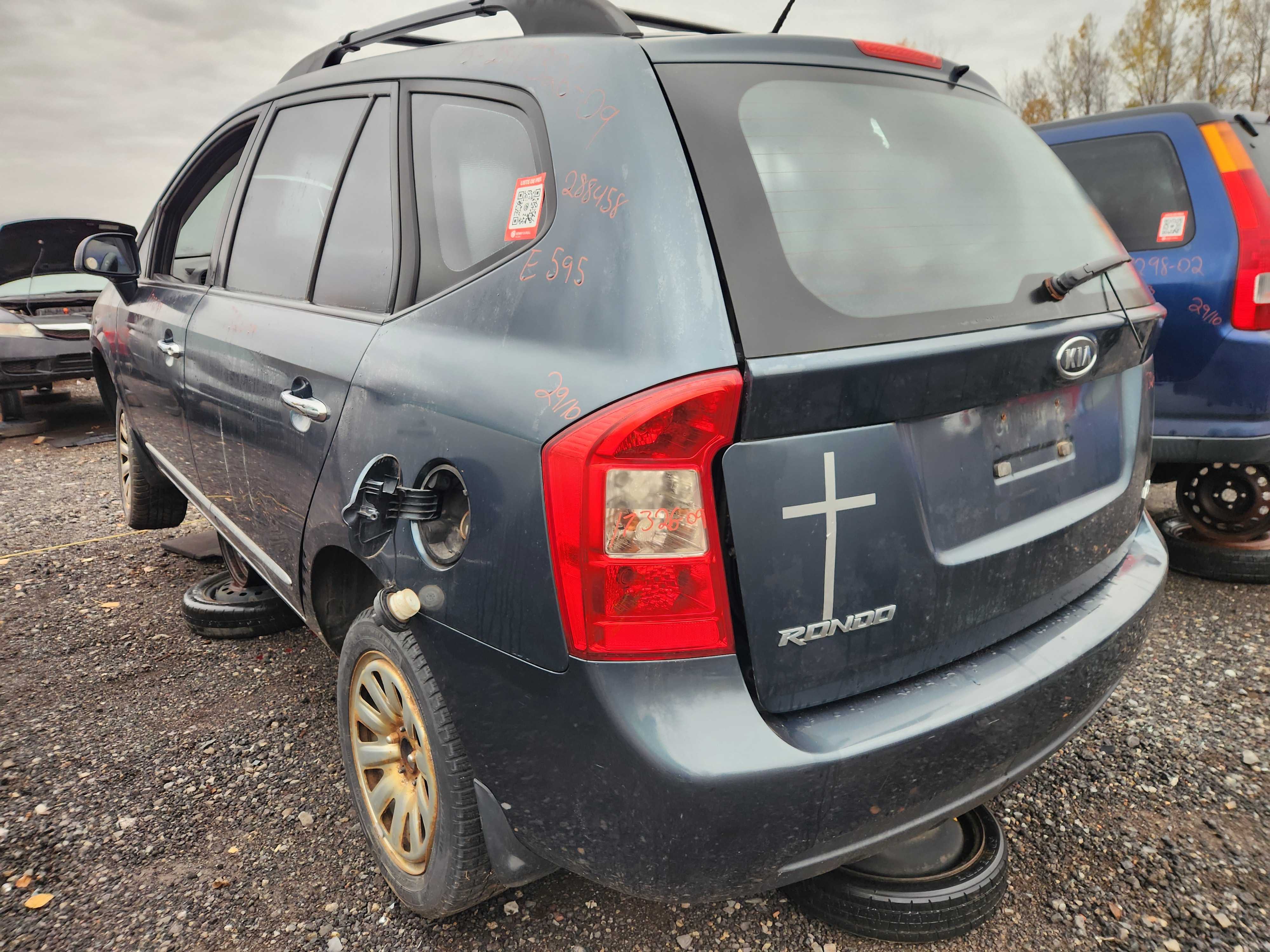 KIA RONDO 2009