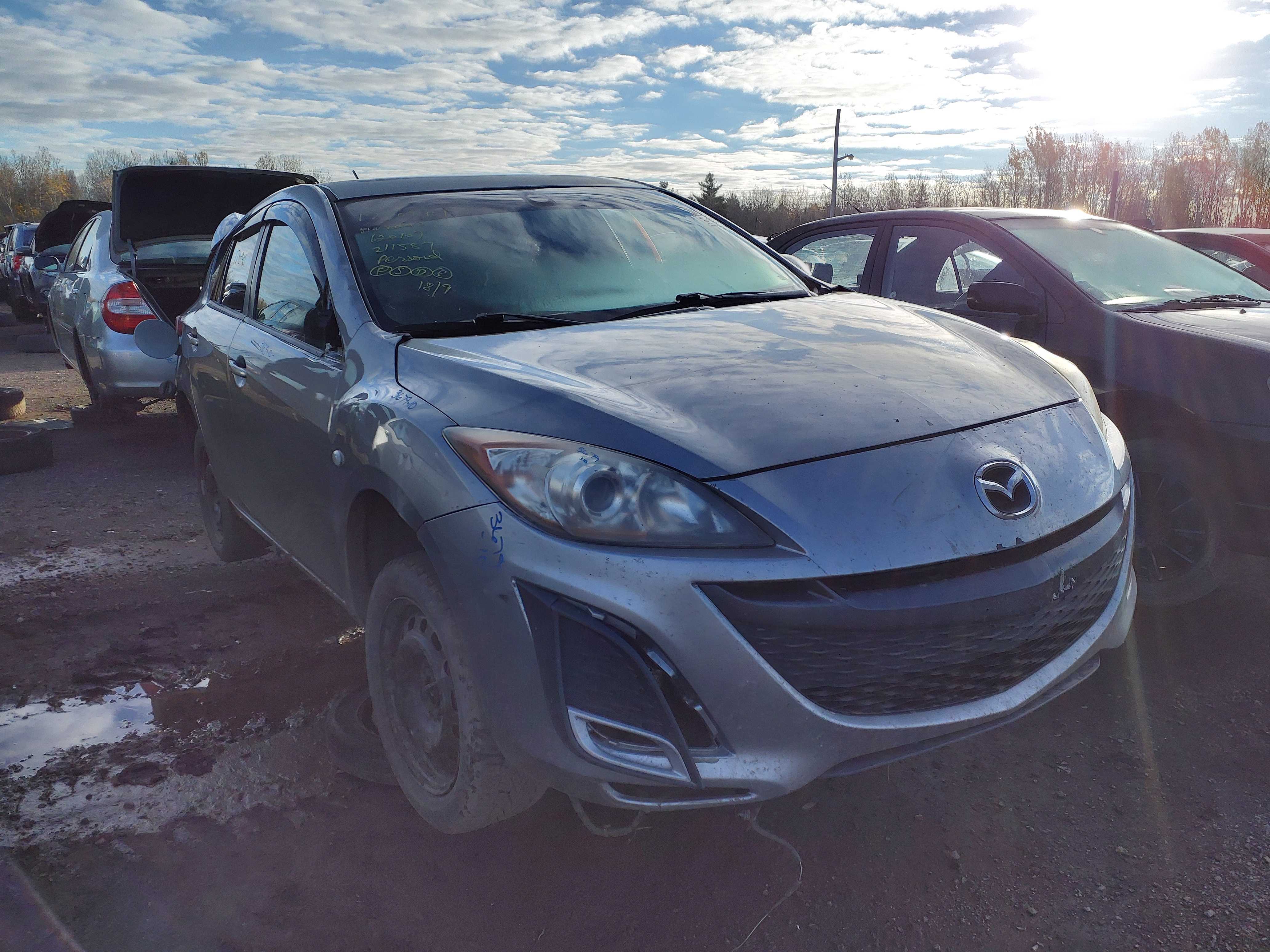 MAZDA MAZDA3 2010