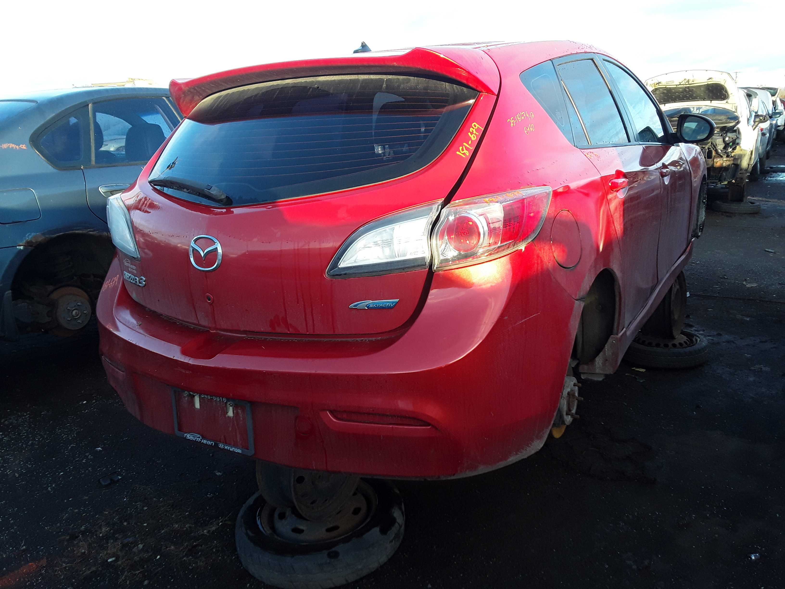 MAZDA MAZDA3 2012