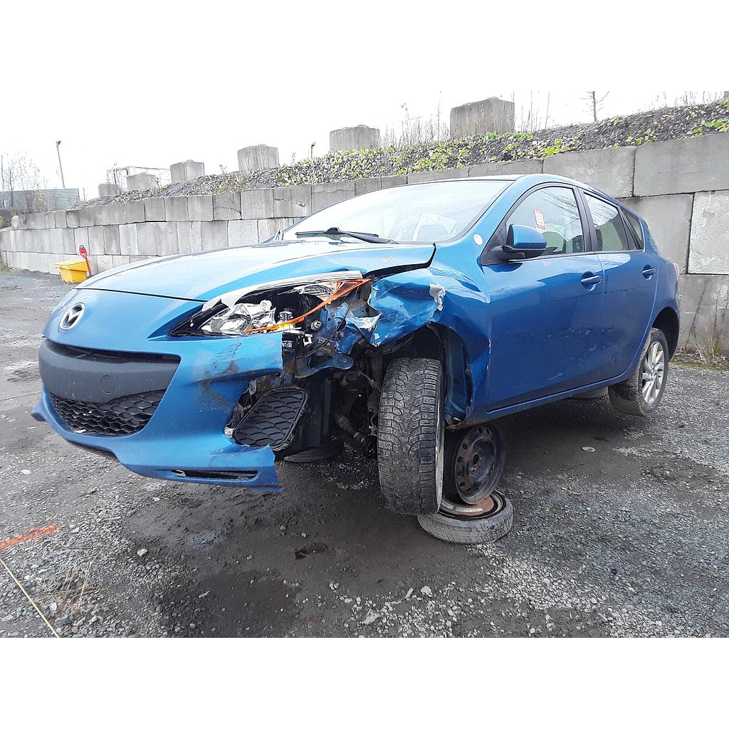 MAZDA MAZDA3 2013