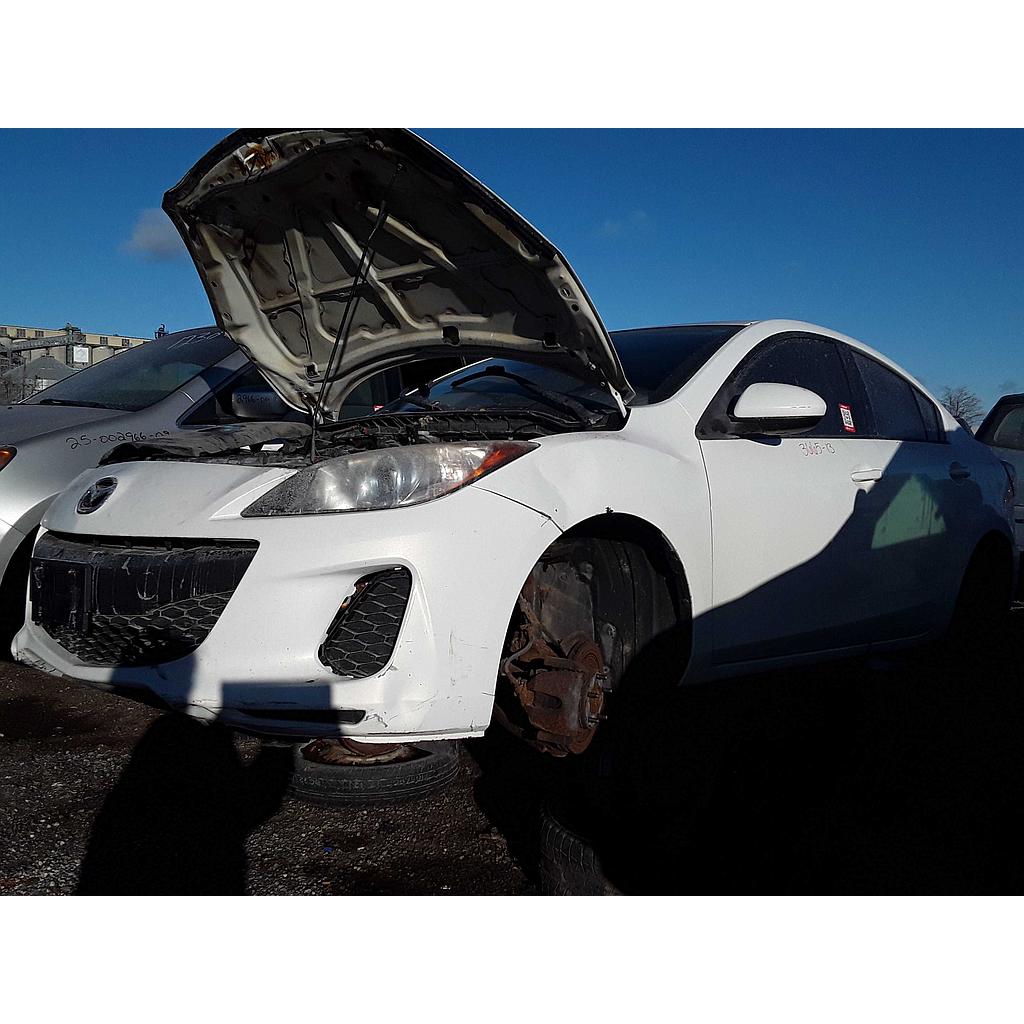 MAZDA MAZDA3 2013