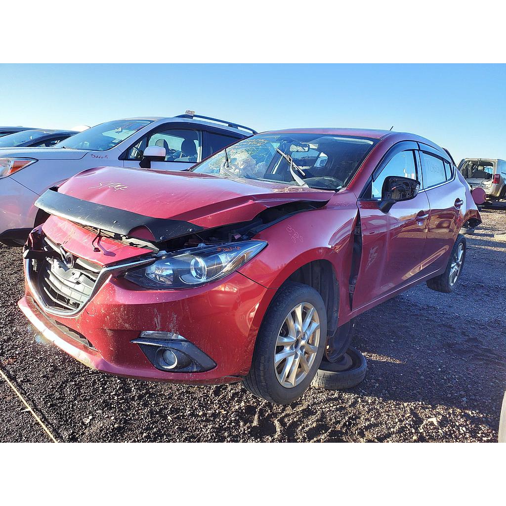 MAZDA MAZDA3 2015