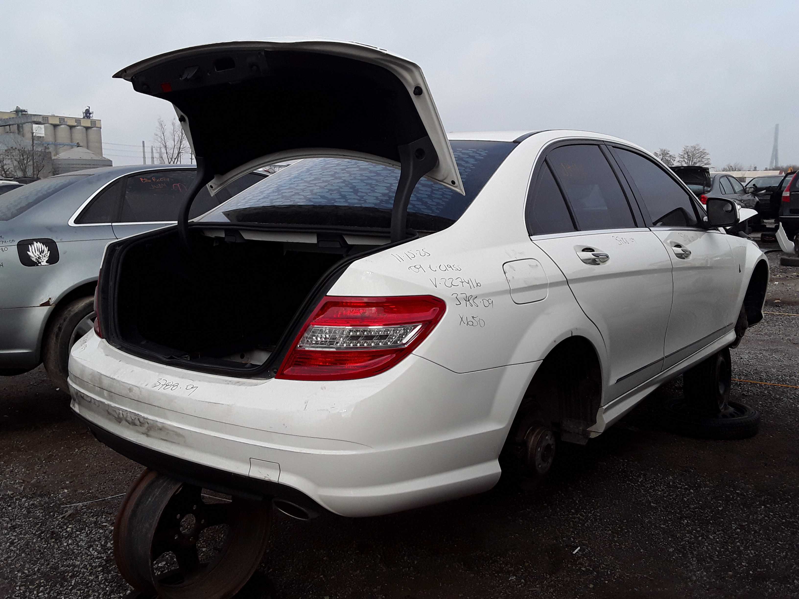 MERCEDES-BENZ C-CLASS 2009