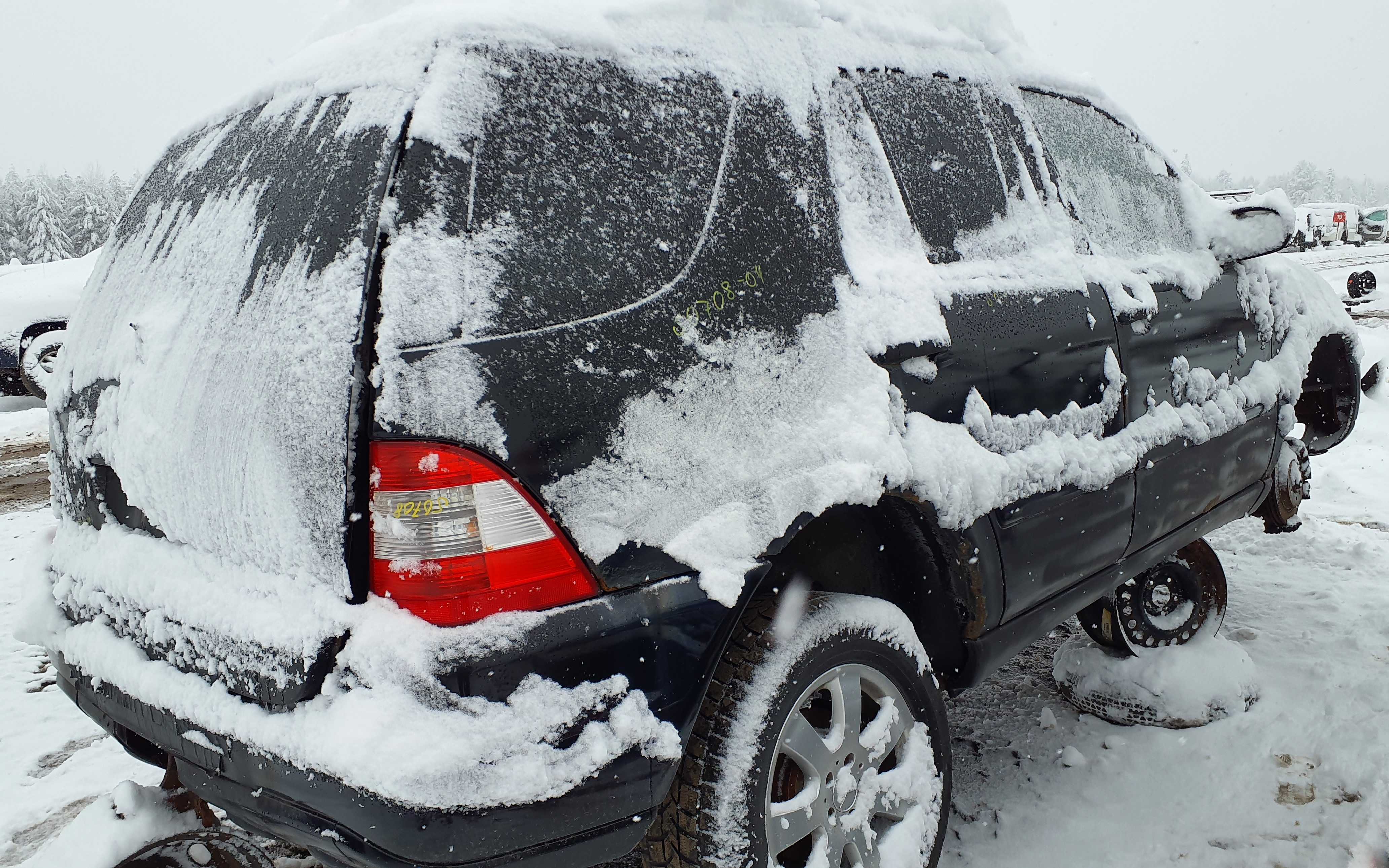 MERCEDES-BENZ M-CLASS 2004