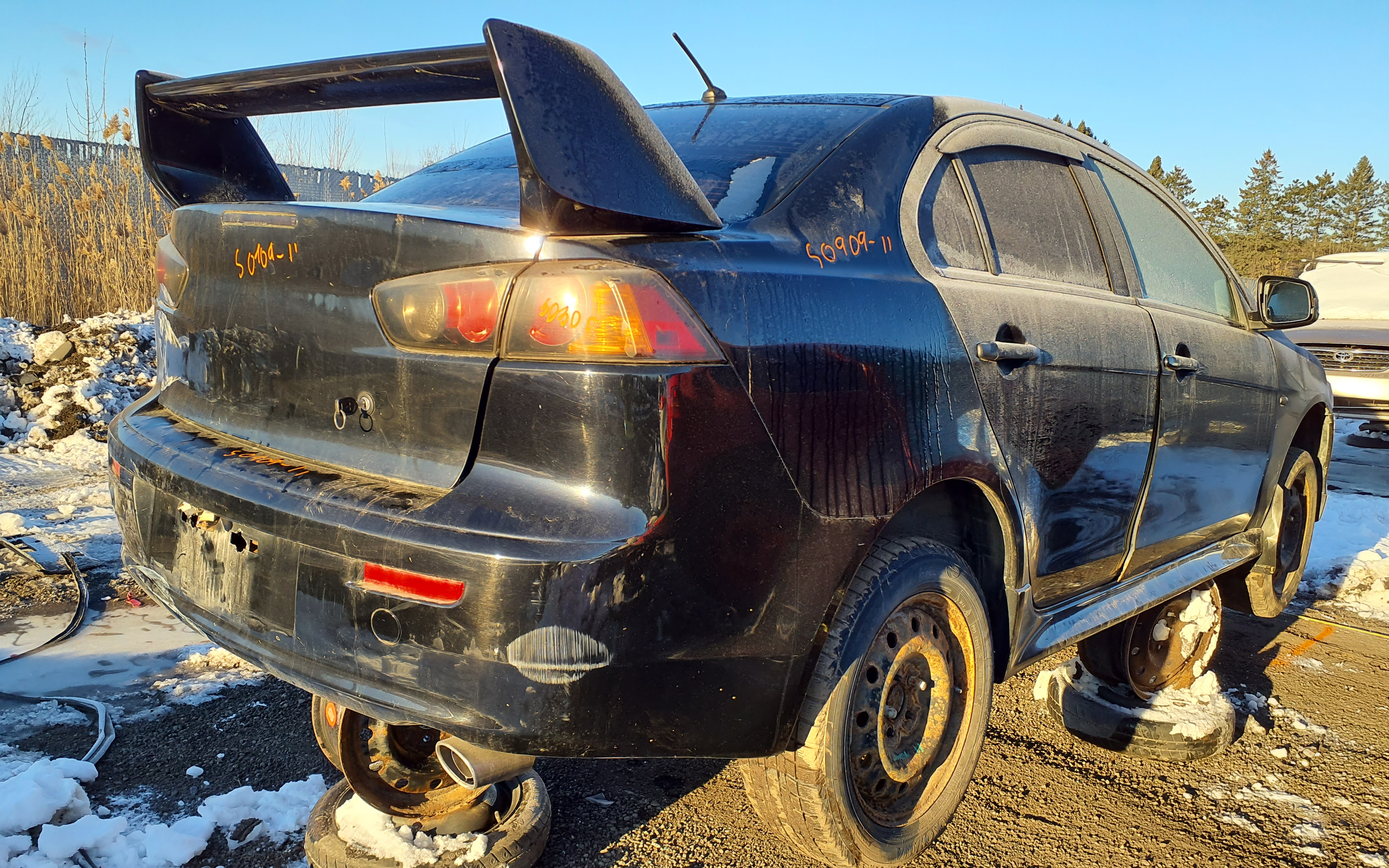 MITSUBISHI LANCER 2011