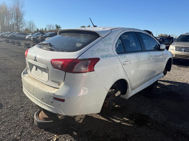 MITSUBISHI LANCER 2012