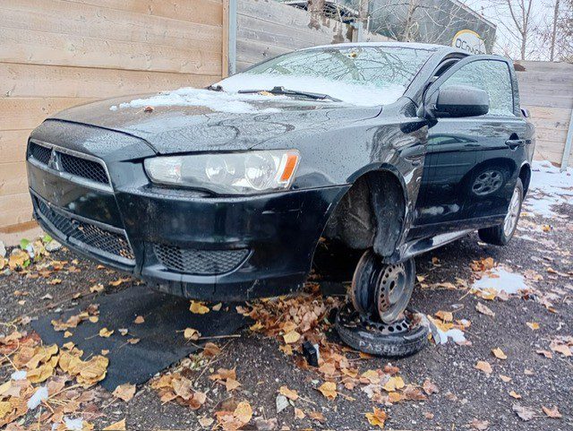 MITSUBISHI LANCER 2013